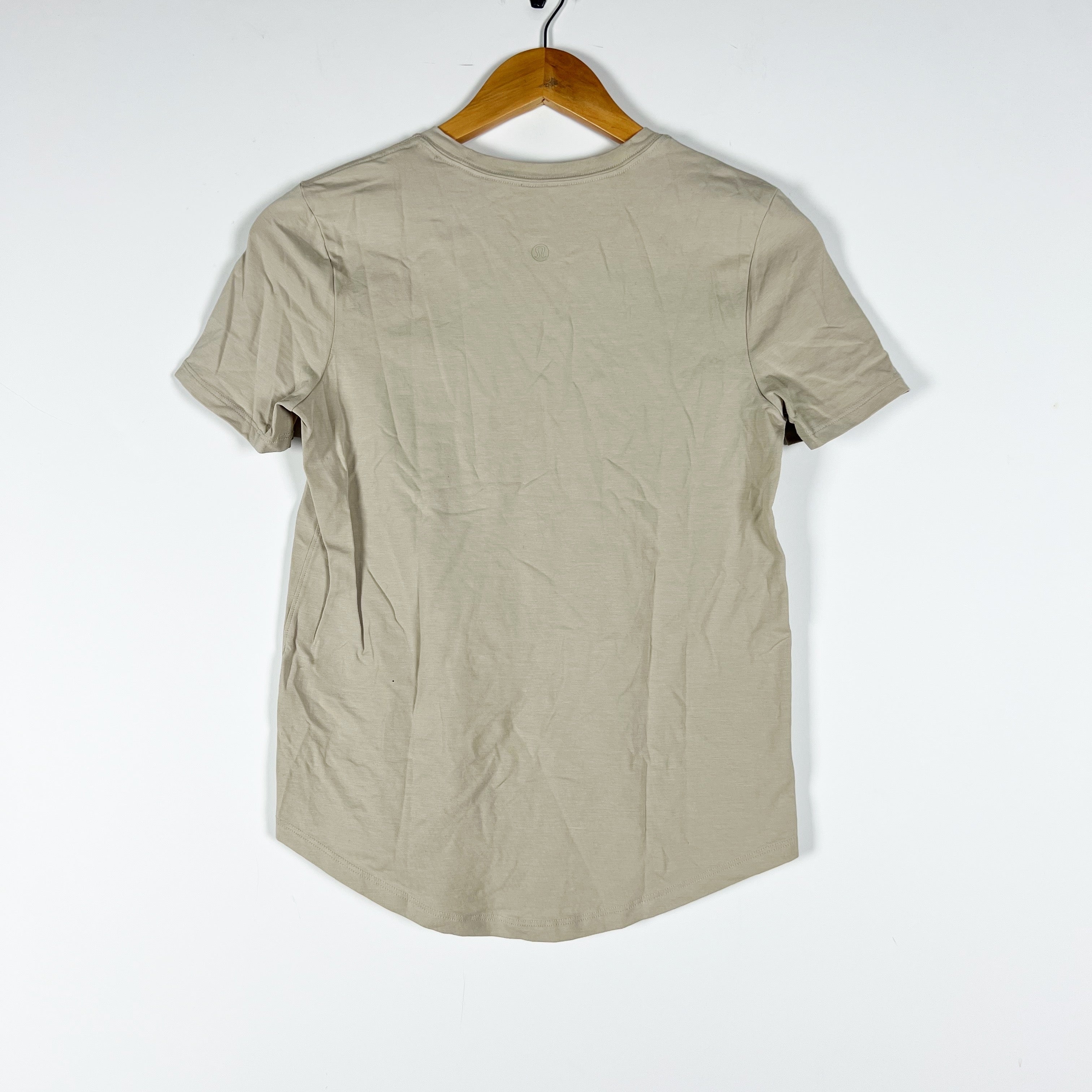 Lululemon Women's Love Crew Neck Short Sleeve Curved Hem Tee Shirt Beige Tan 2