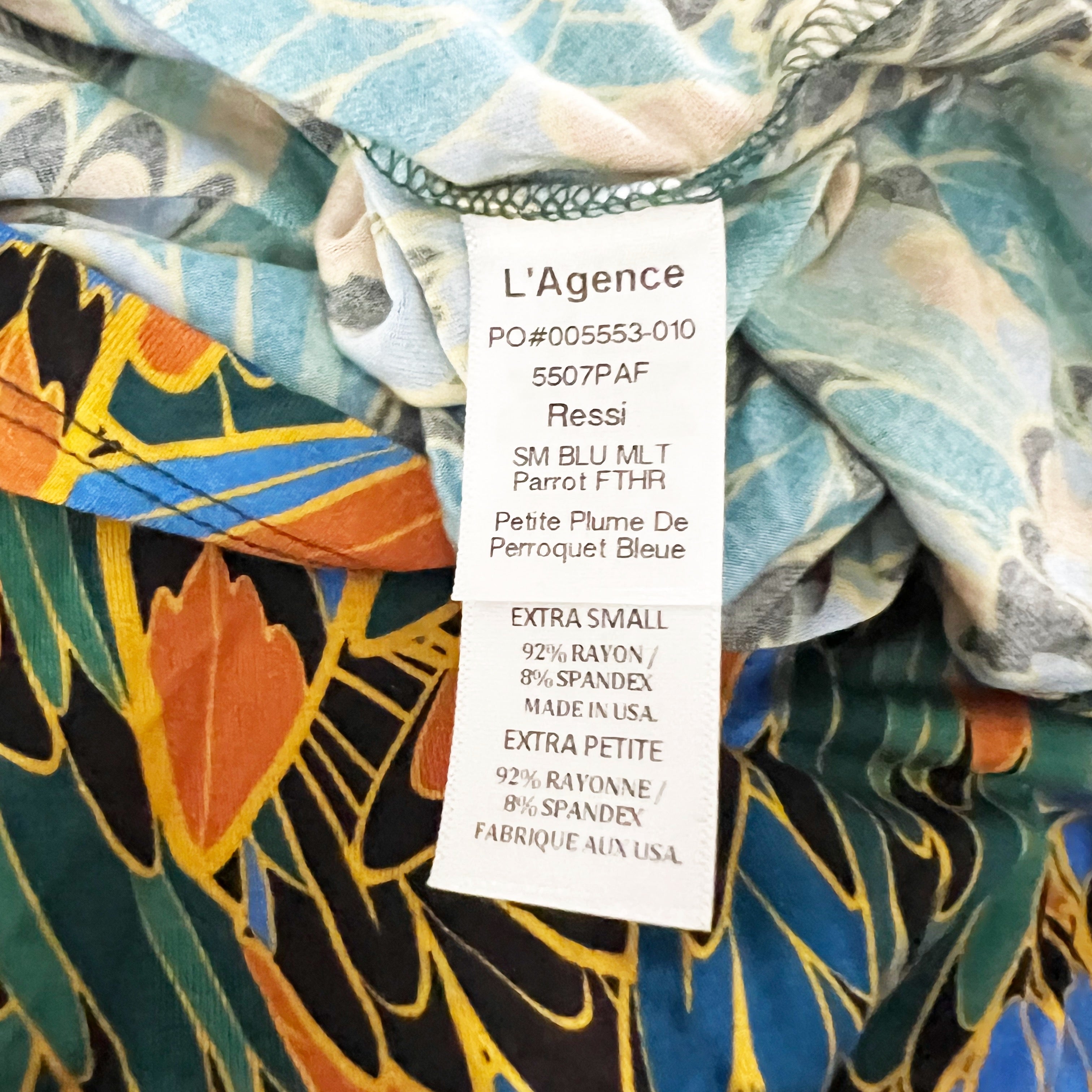 NEW L'Agence Ressi Jersey Stretch Knit Blue Green Parrot Feather Tee Shirt Top