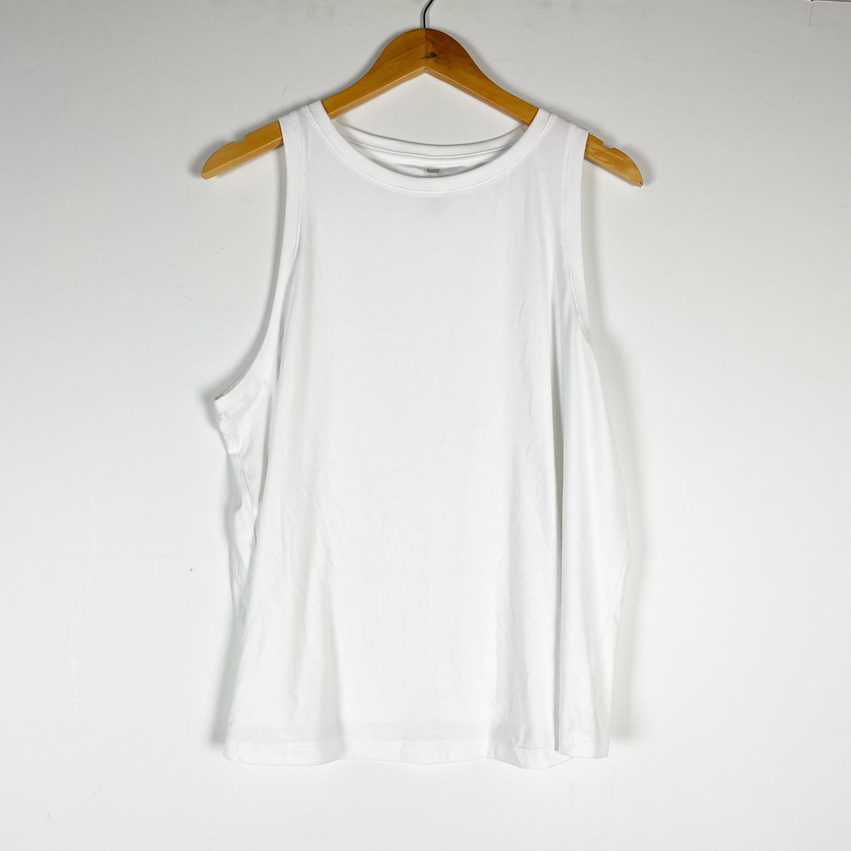 Beyond Yoga Women's Scoop Neck Sleeveless Athletic Work Out Tank Top White 1X