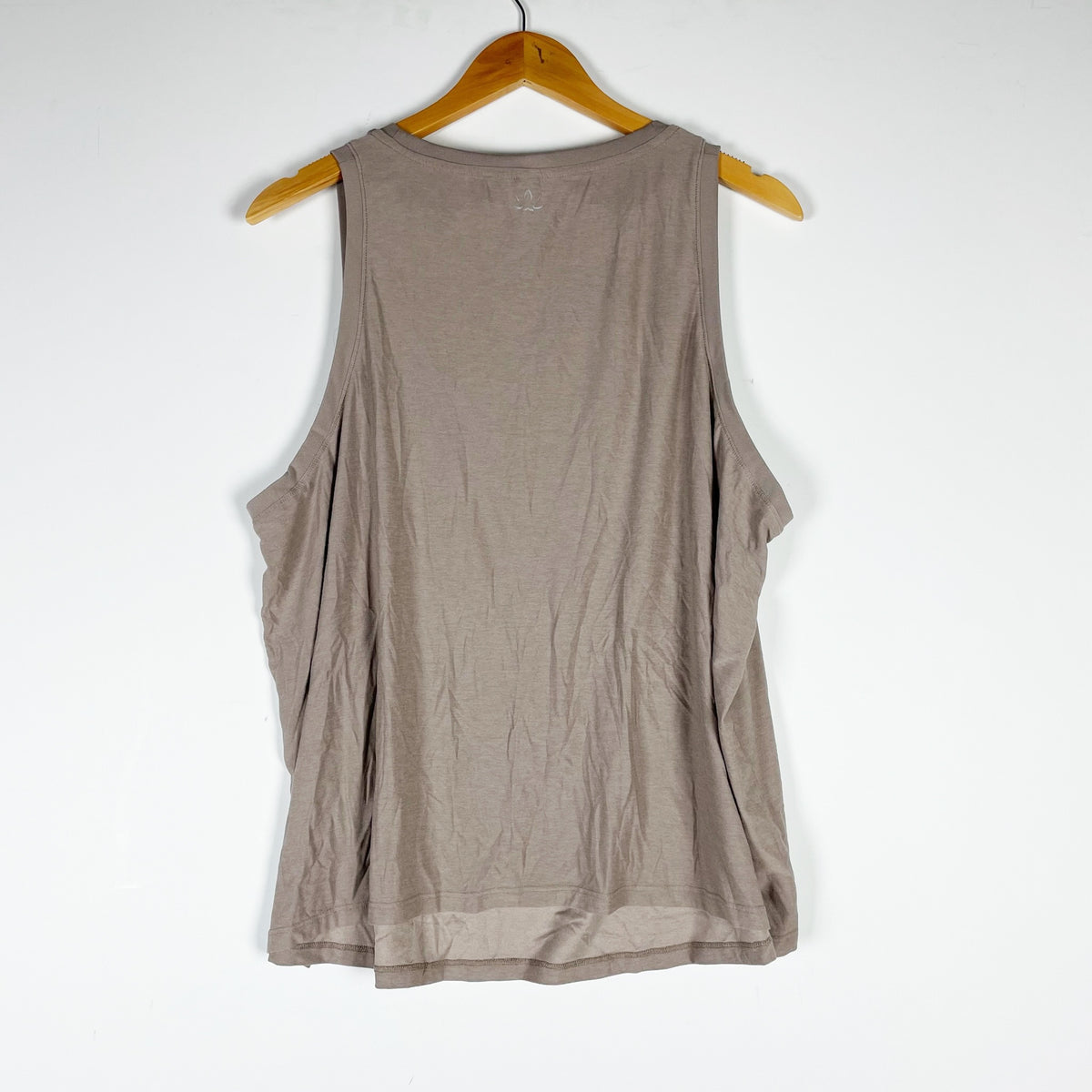 Beyond Yoga Women's Scoop Neck Sleeveless Athletic Work Out Tank Top Beige 1X