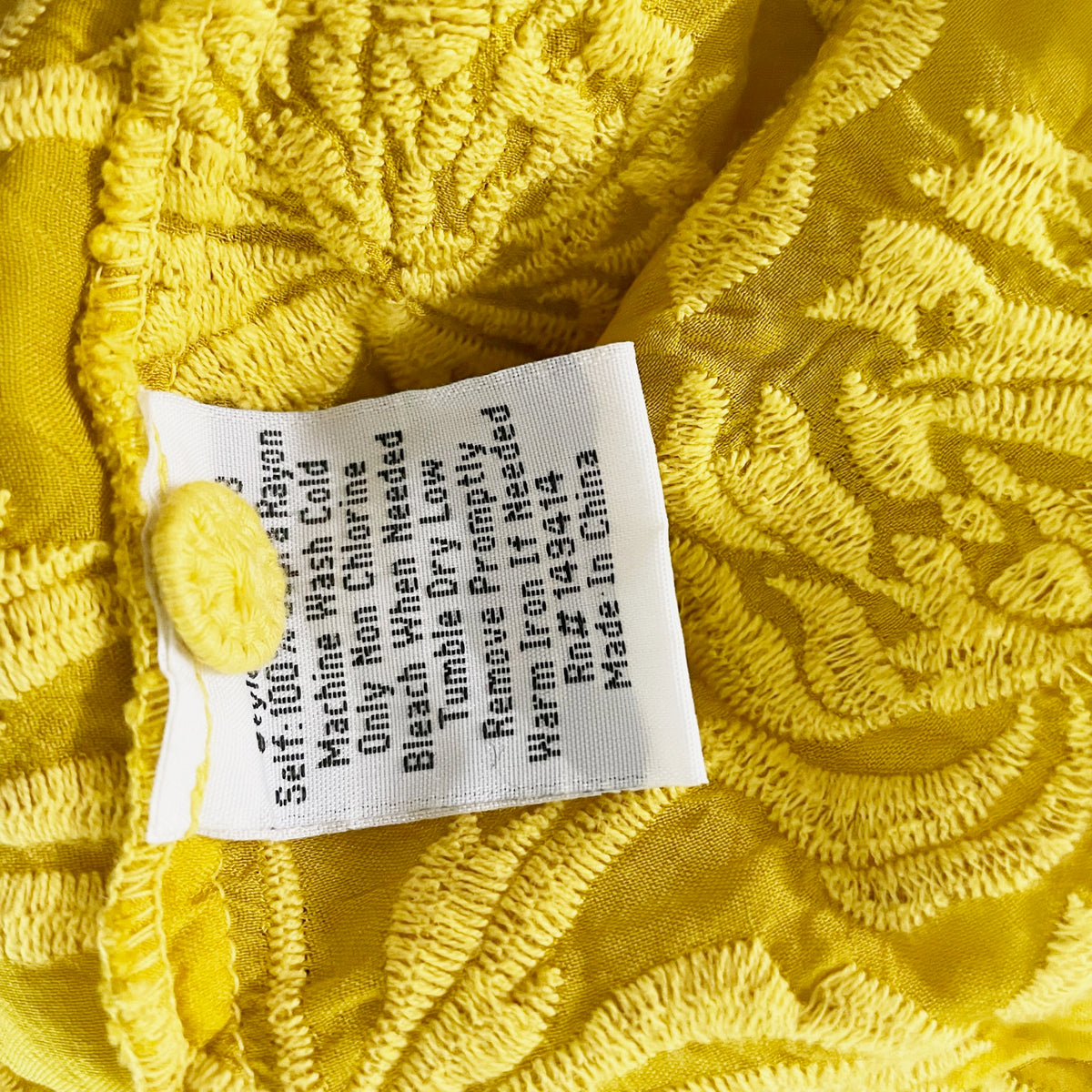 Johnny Was Cupra Rayon Floral Flower Embroidered Pullover Tunic Blouse Yellow XL
