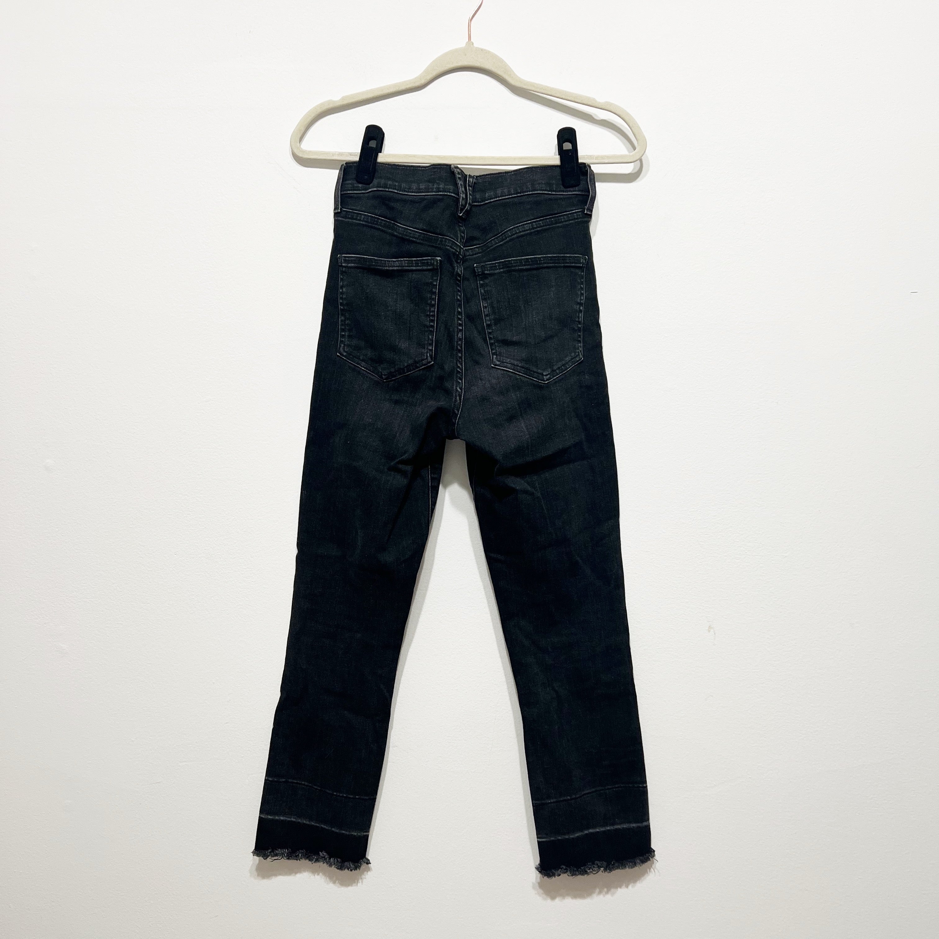 Veronica Beard Ryleigh Slim Straight Cotton Stretch Denim Jeans Washed Onyx 26/2