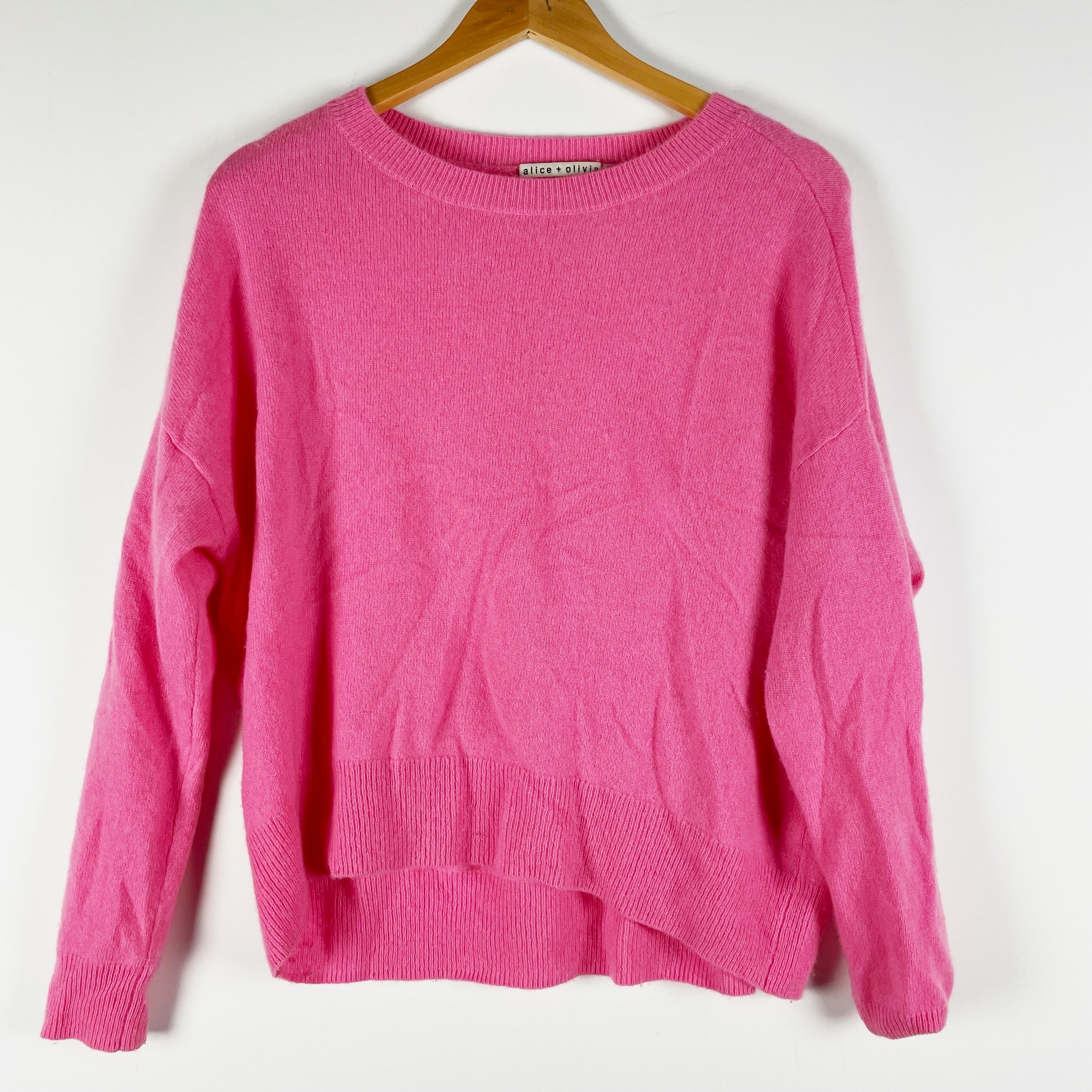 Alice And Olivia Women's Cashmere Stretch Knit Crew Neck Pullover Sweater Pink