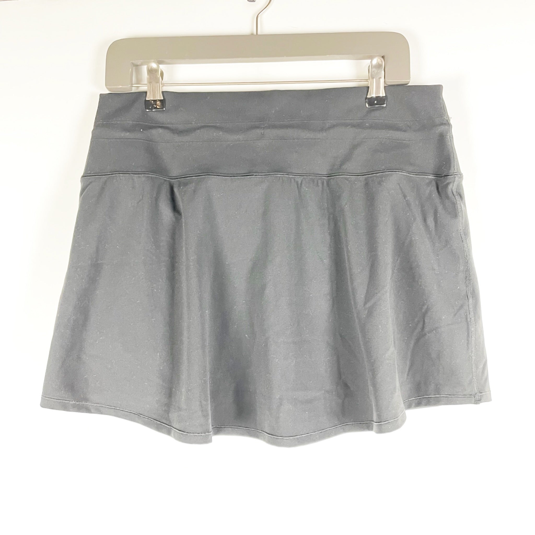 Vuori Women's Daily High Rise Mini Athletic Athleisure Skirt Solid Black Large