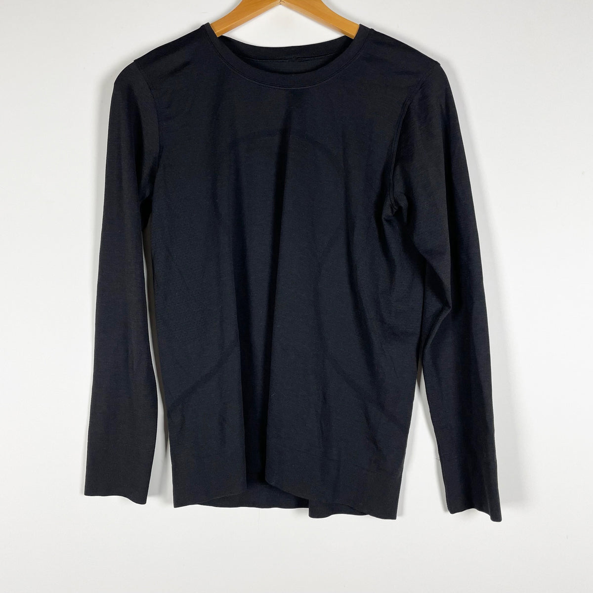 Lululemon Women's Run Swiftly Tech Crew Neck Long Sleeve Tee Shirt Black 10