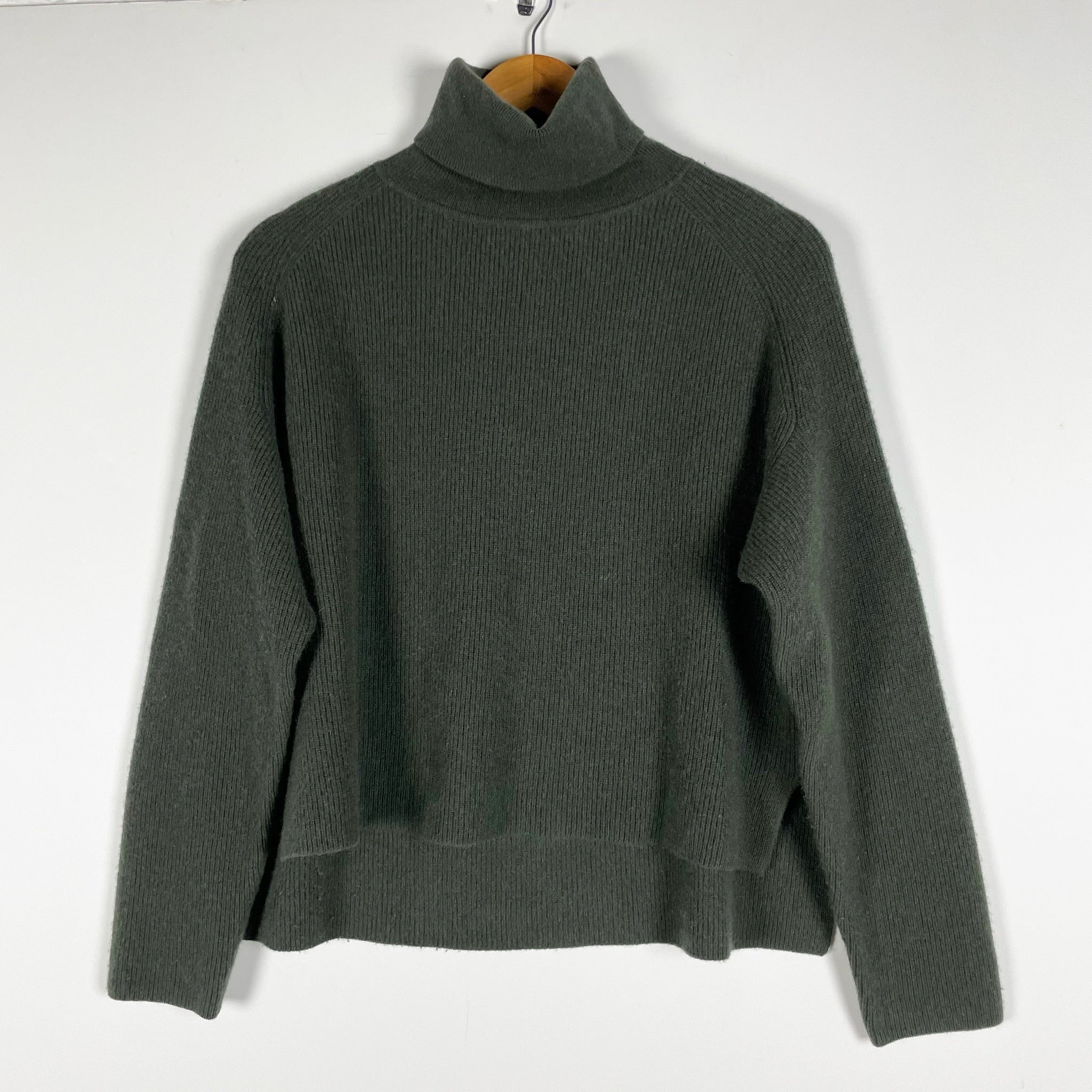 MM Lafleur Cashmere Knit Turtleneck Pullover Sweater Green Small
