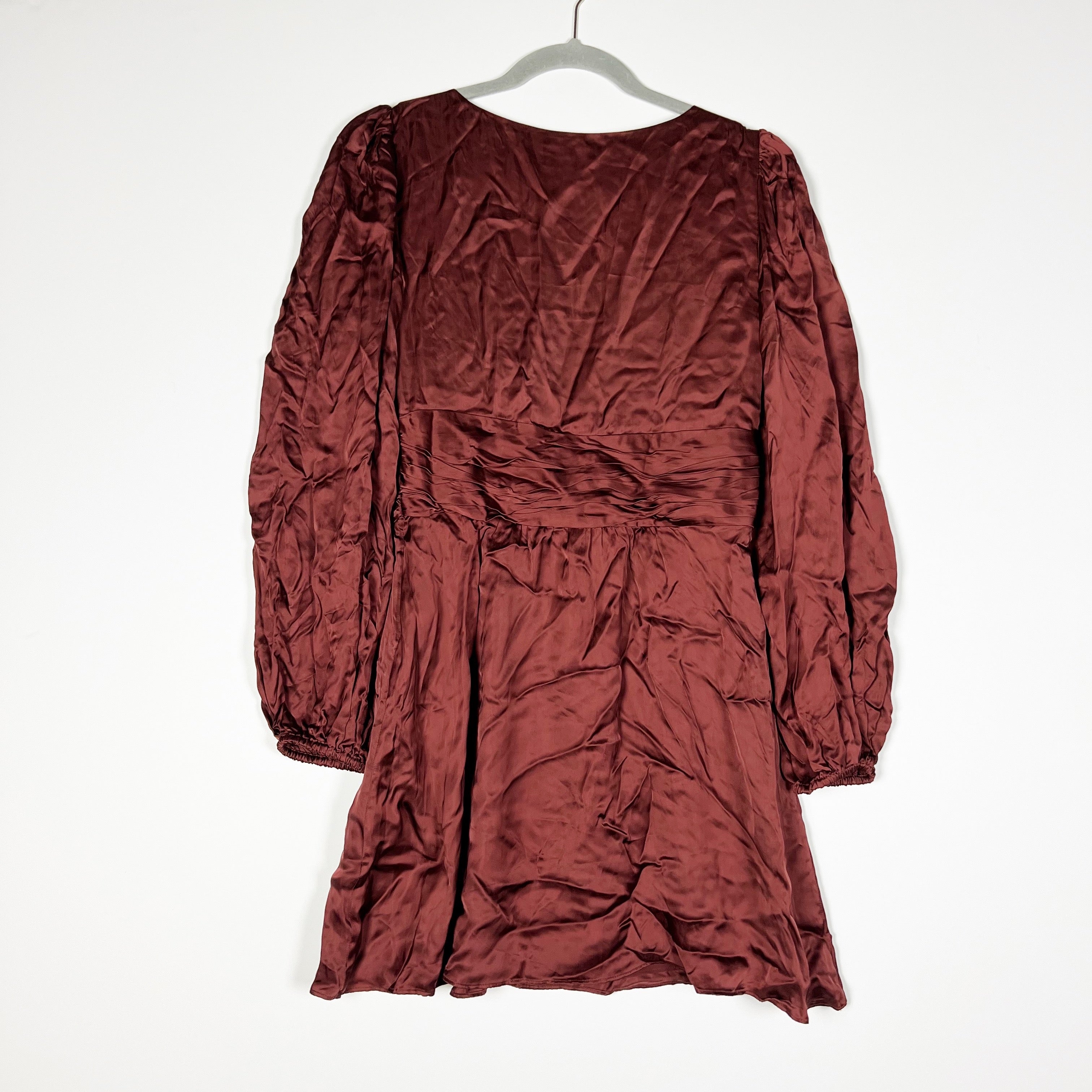 Wilfred Aritzia Truffle Rhythm Ruched V Neck Long Sleeve Satin Mini Dress Rust 4