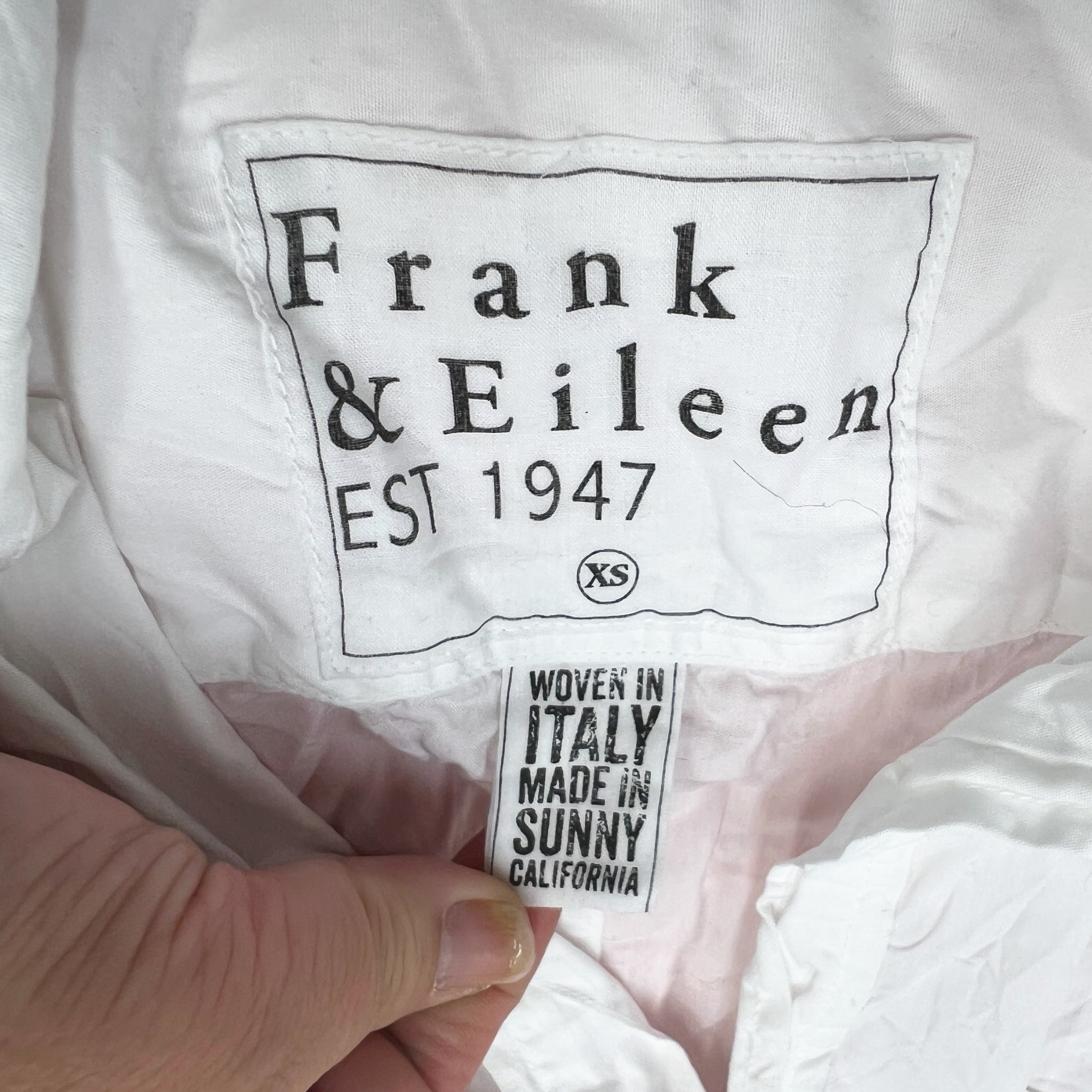 Frank & Eileen Barry Featherweight Button Down Long Sleeve Collared Cotton Shirt