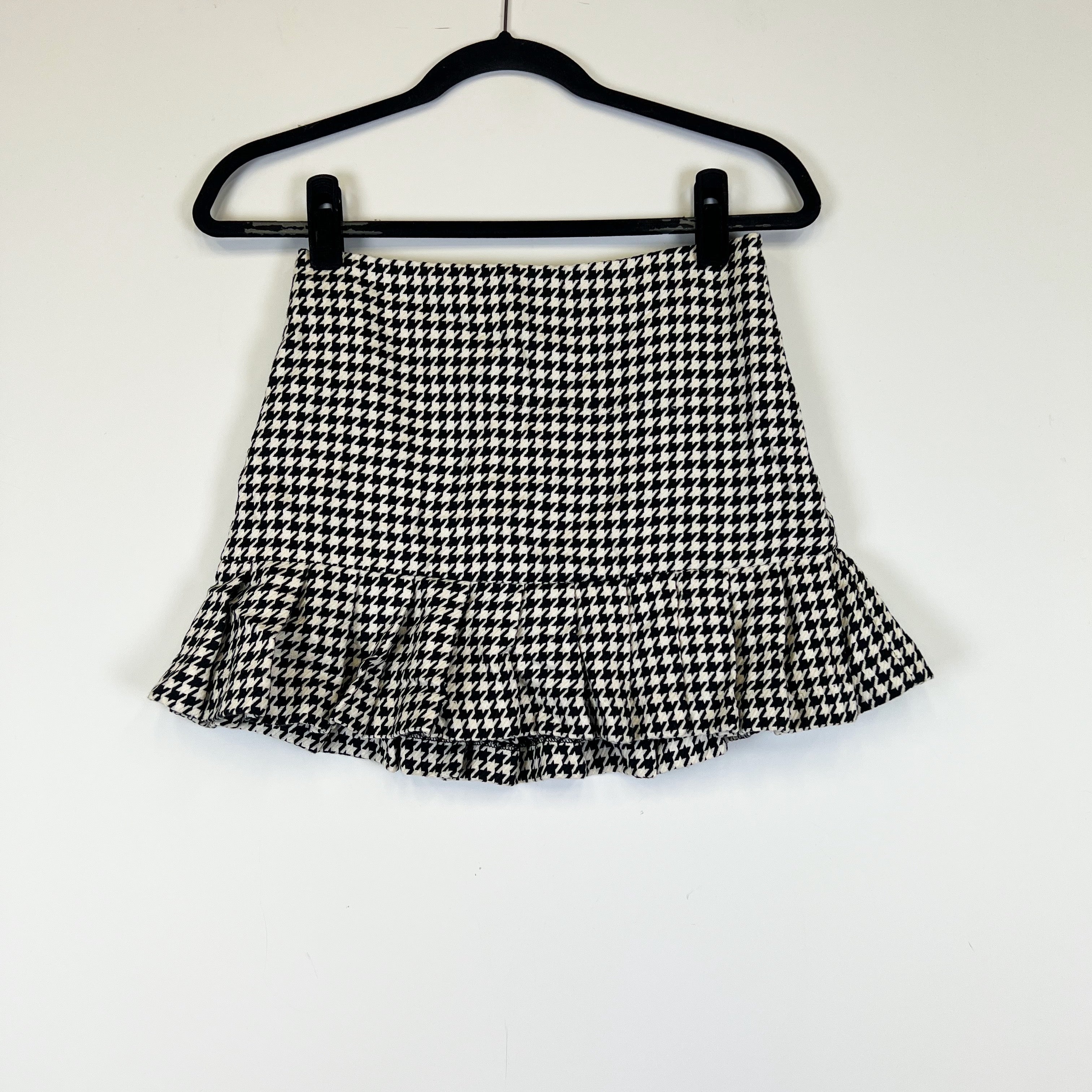 Majorelle Jayla Black White Houndstooth Woven Print Pattern Ruffle Mini Skirt