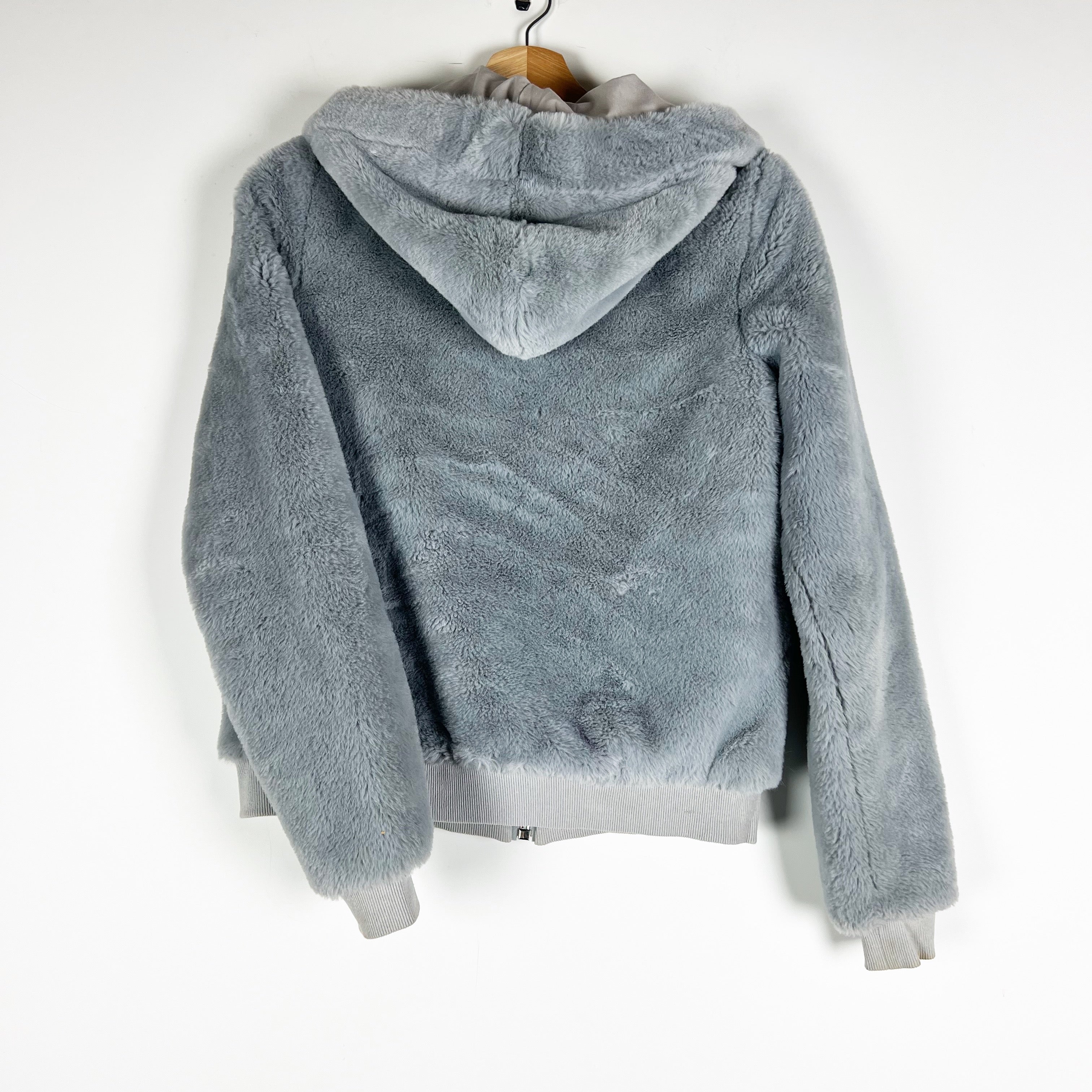 Superdown Women's Marissa Faux Vegan Fur Teddy Full Zip Hooded Jacket Gray XXS