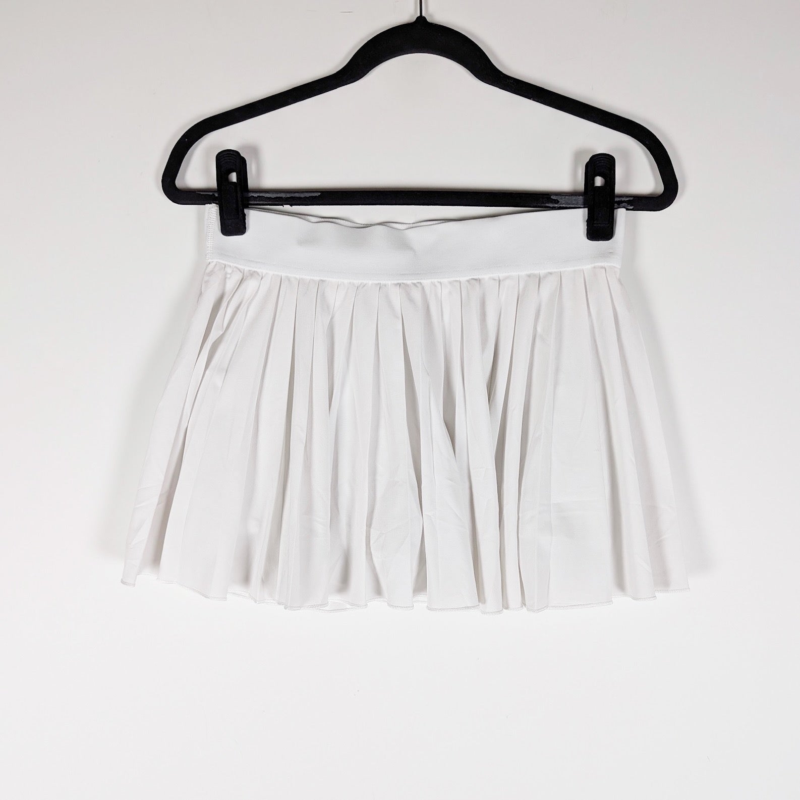 Aritzia TNAMove Serve Micro Pleated Tennis Golf Mini Athletic Workout Skirt M