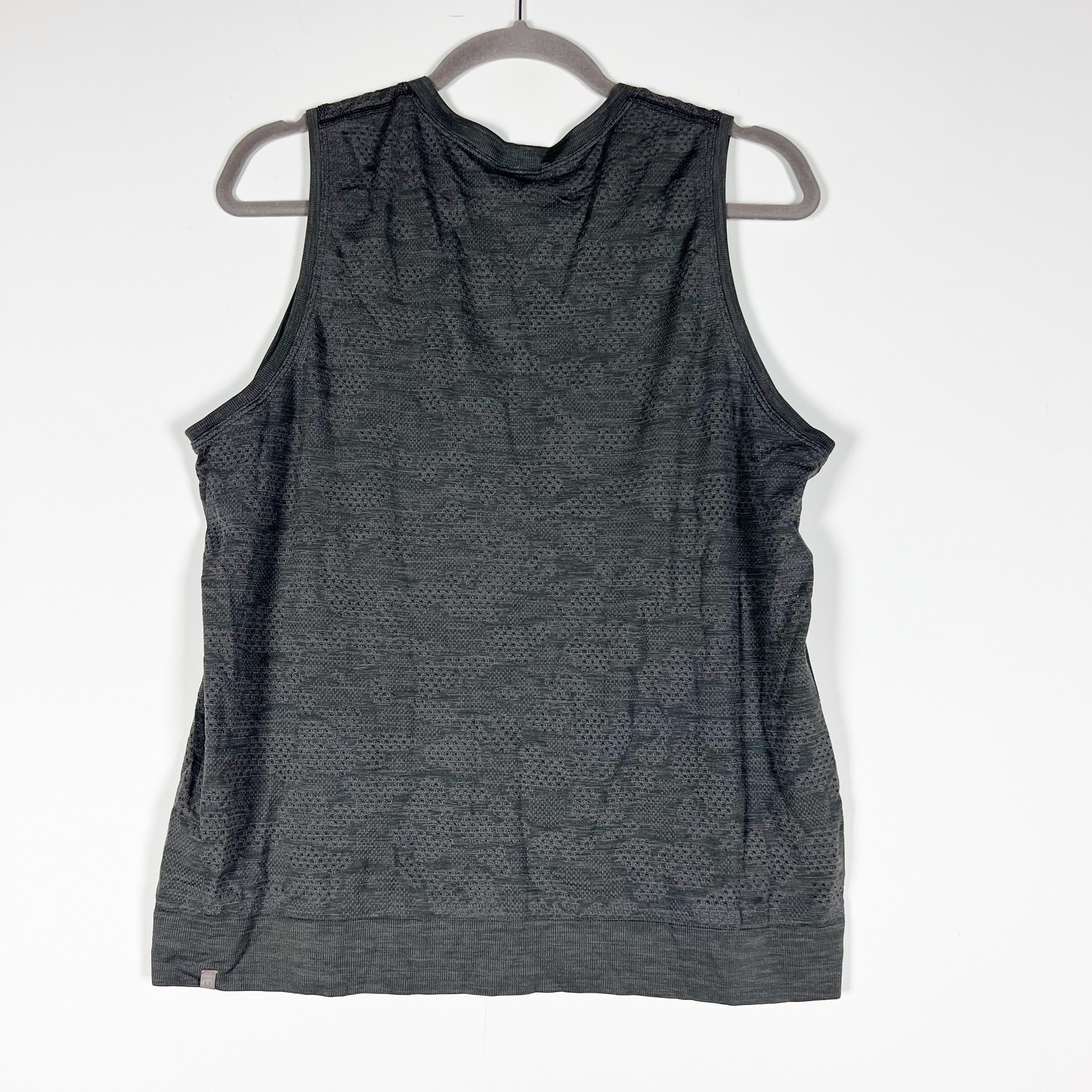 Lululemon Breeze By Muscle Tank Top Shirt Polar Spots Lunar Rock Graphite Grey