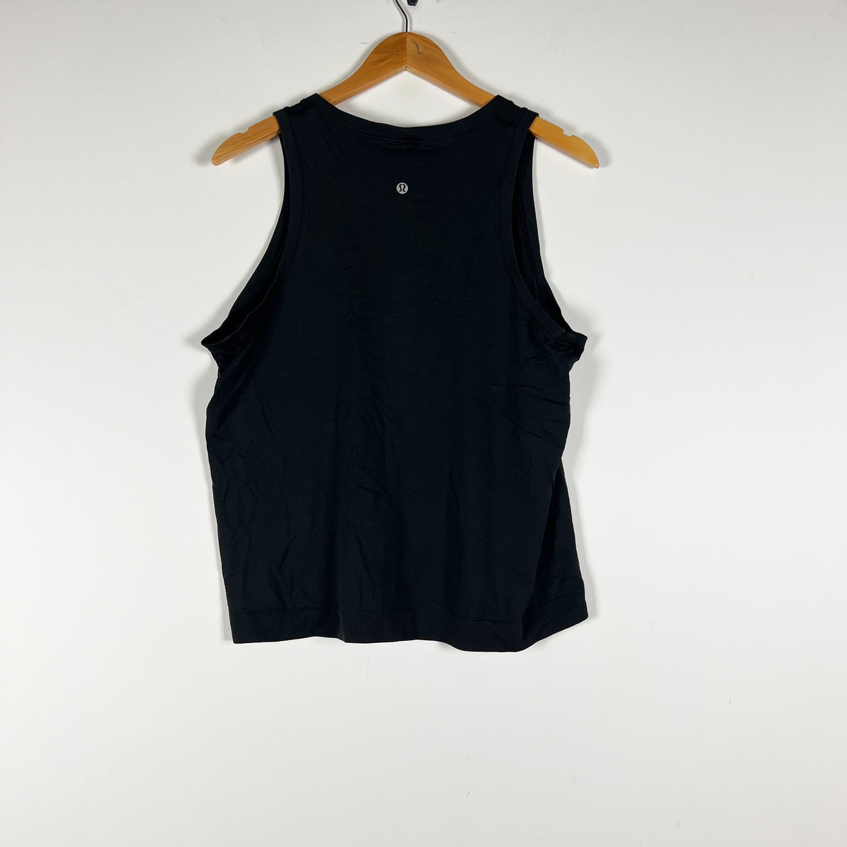 Lululemon Women's Run Swiftly Tech Crew Neck Sleeveless Tank Top Black Large