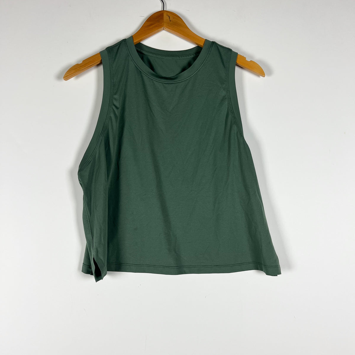 Lululemon Women's Crew Neck Sleeveless Athletic Work Out Tank Top Green Large