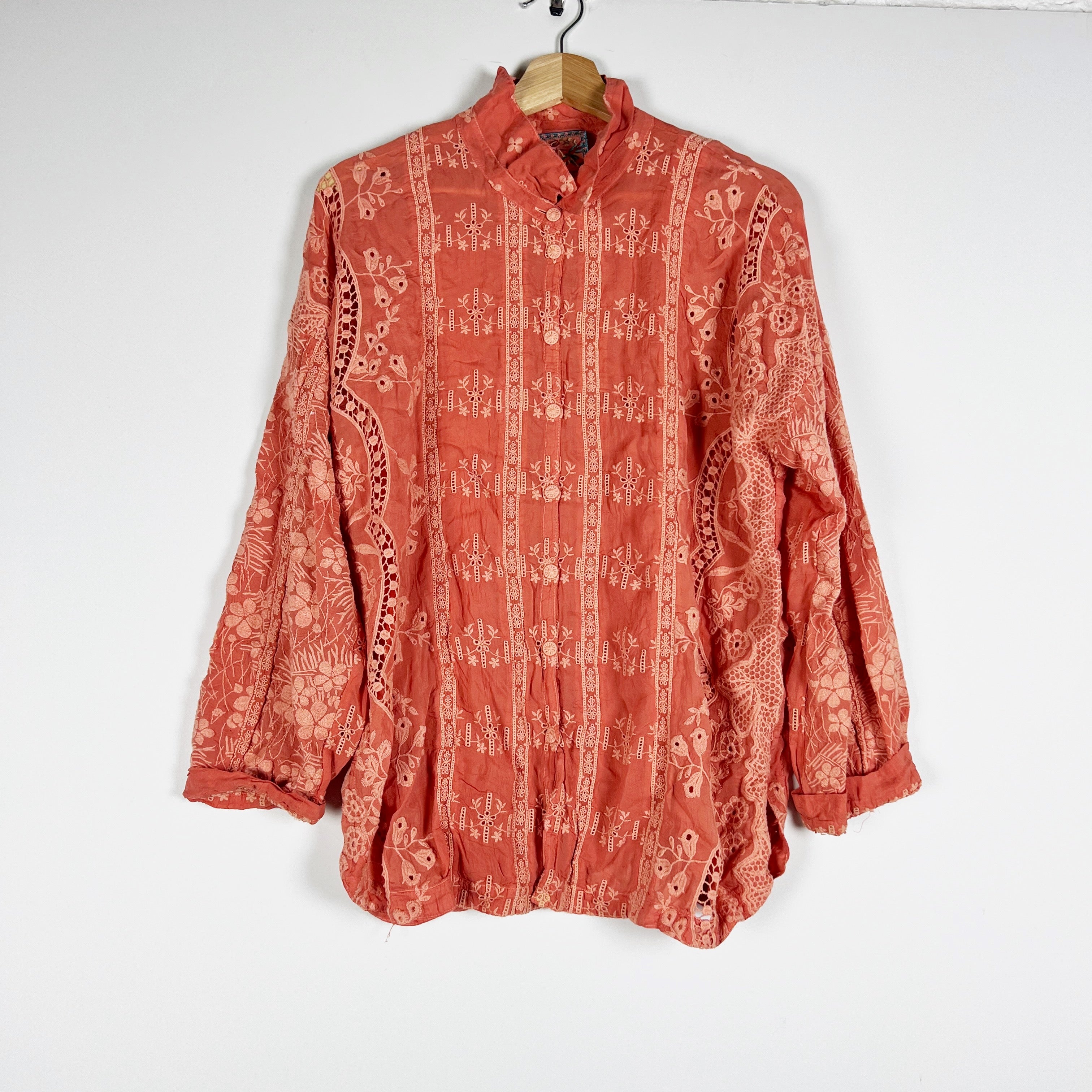 Johnny Was Blossom Rosie Cupra Rayon Eyelet Lace Button Down Blouse Shirt Top M