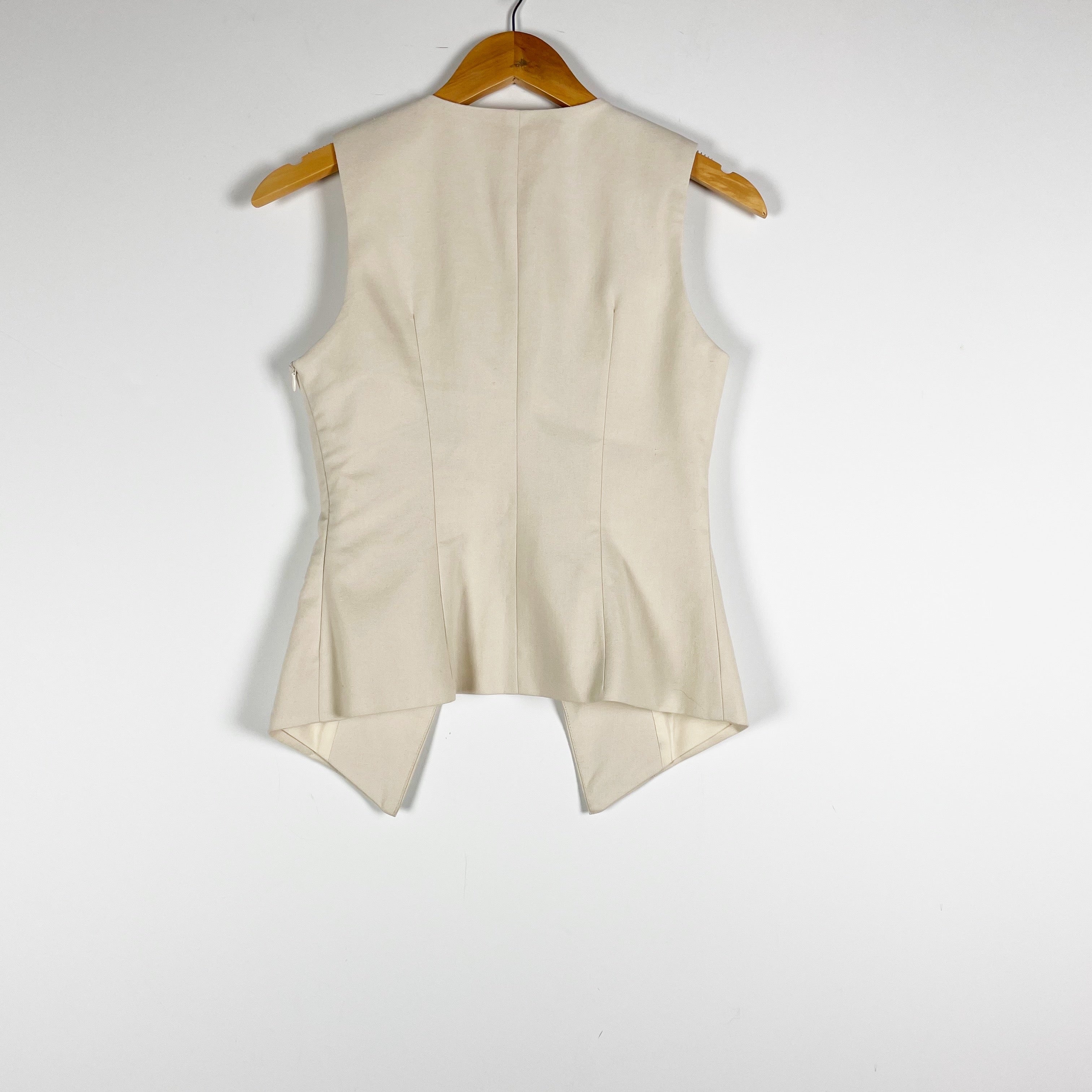 Commense Metal Detail Geometric Button Split Sleeveless Vest Top Apricot XS