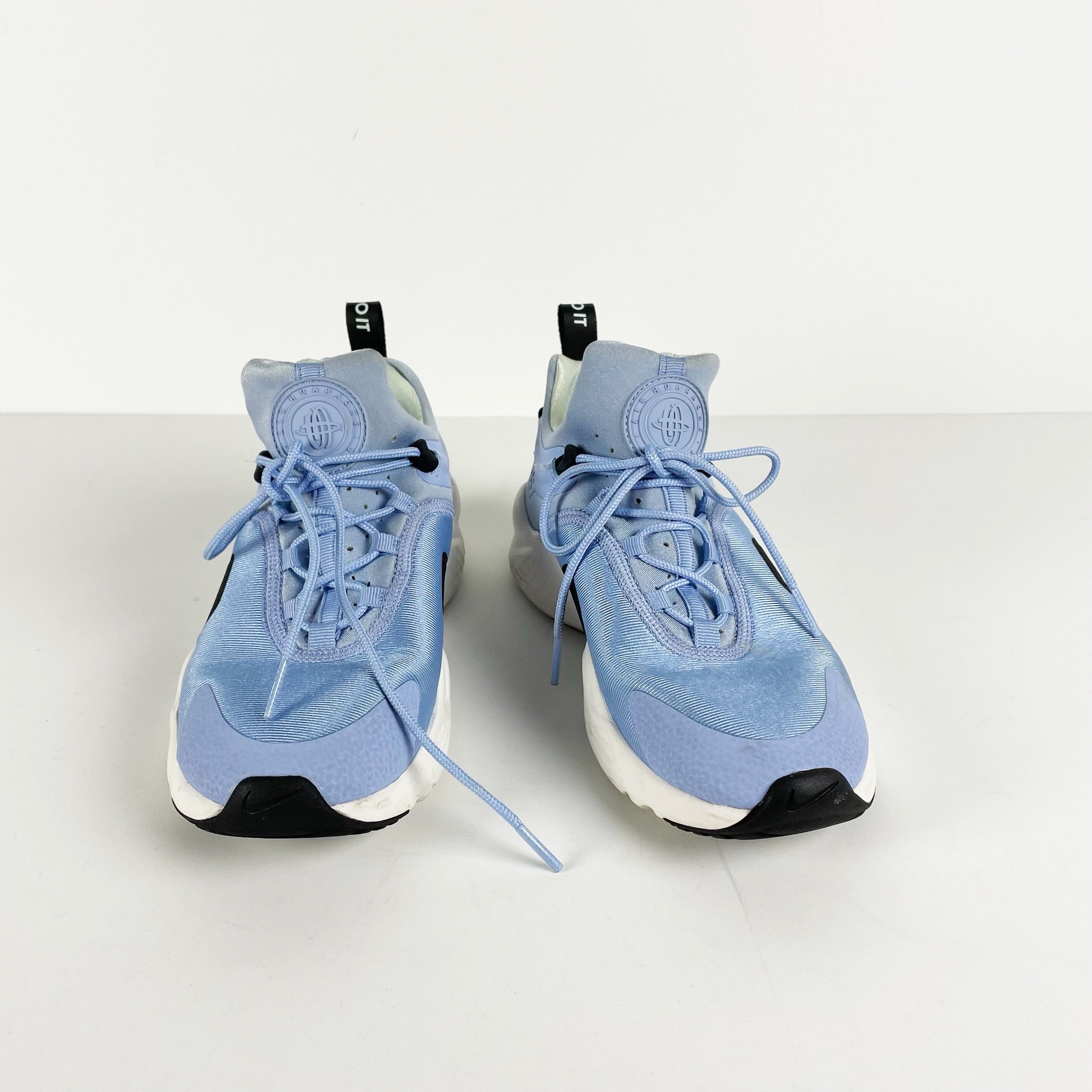 Nike Air Huarache Essence Low Top Lace Up Sneakers Shoes City Move Aluminum 7.5