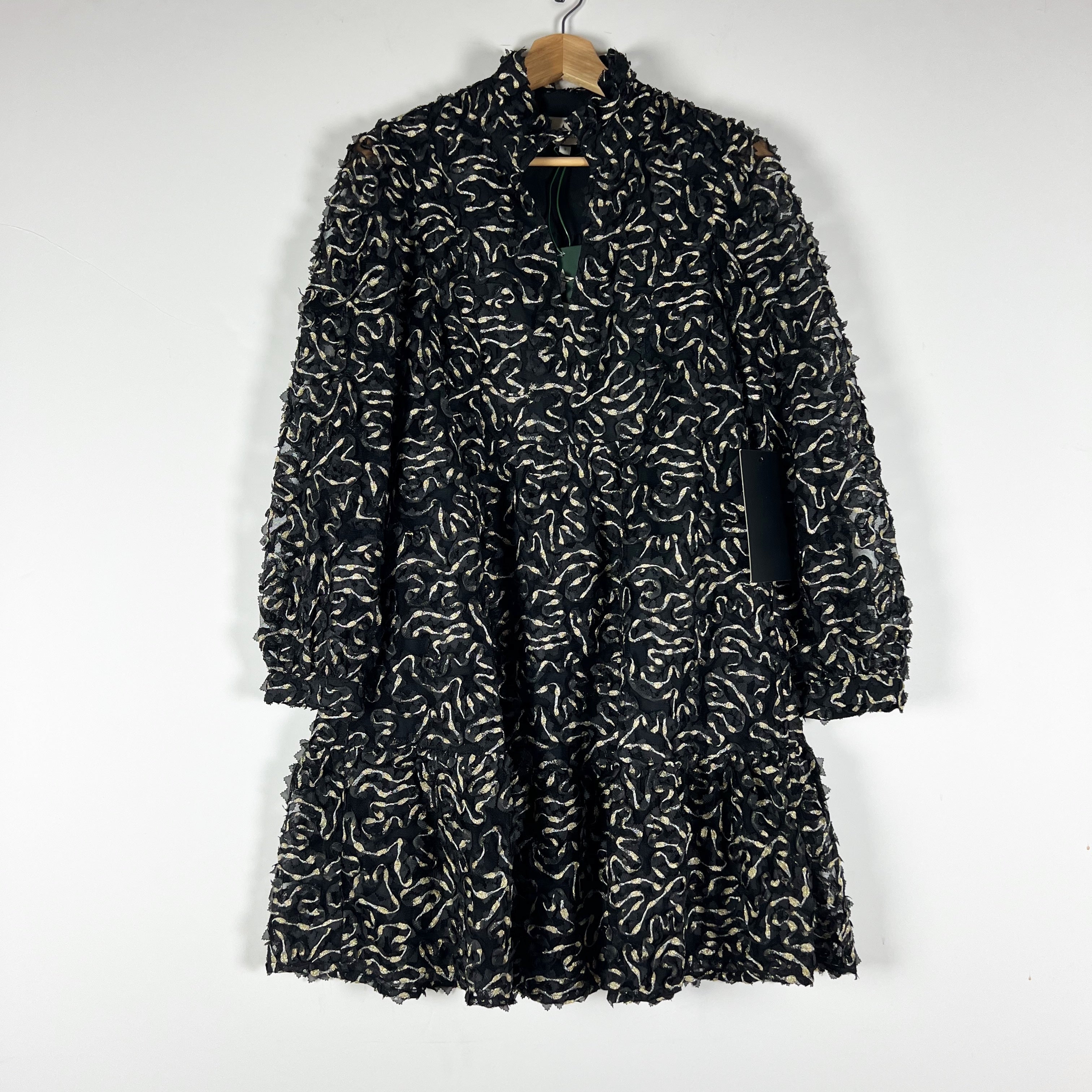 NEW Tuckernuck Palmerston Chiffon Tiered Nightly Organza Black Gold Mini Dress S