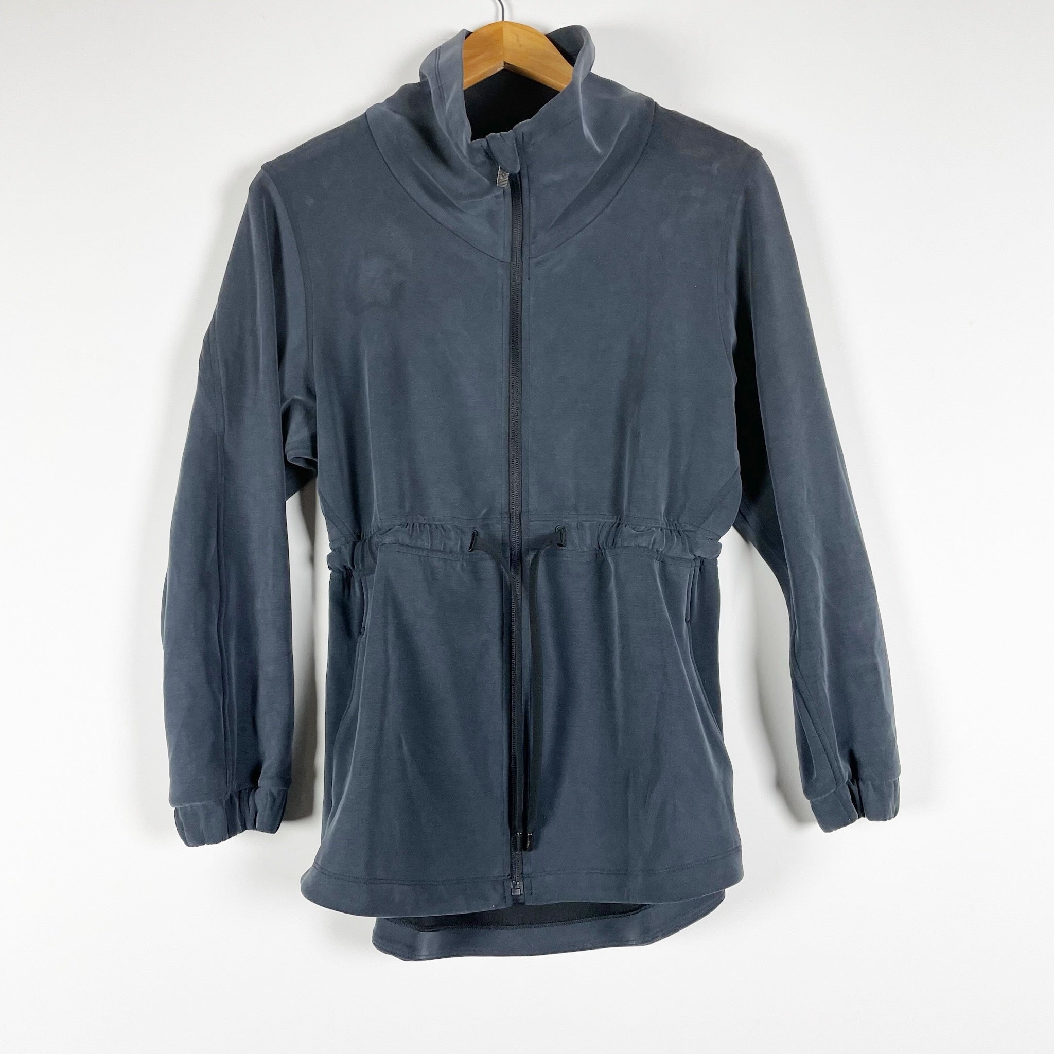 Lululemon Women's Softstreme Cinch Waist Full Zip Jacket Graphite Grey 2