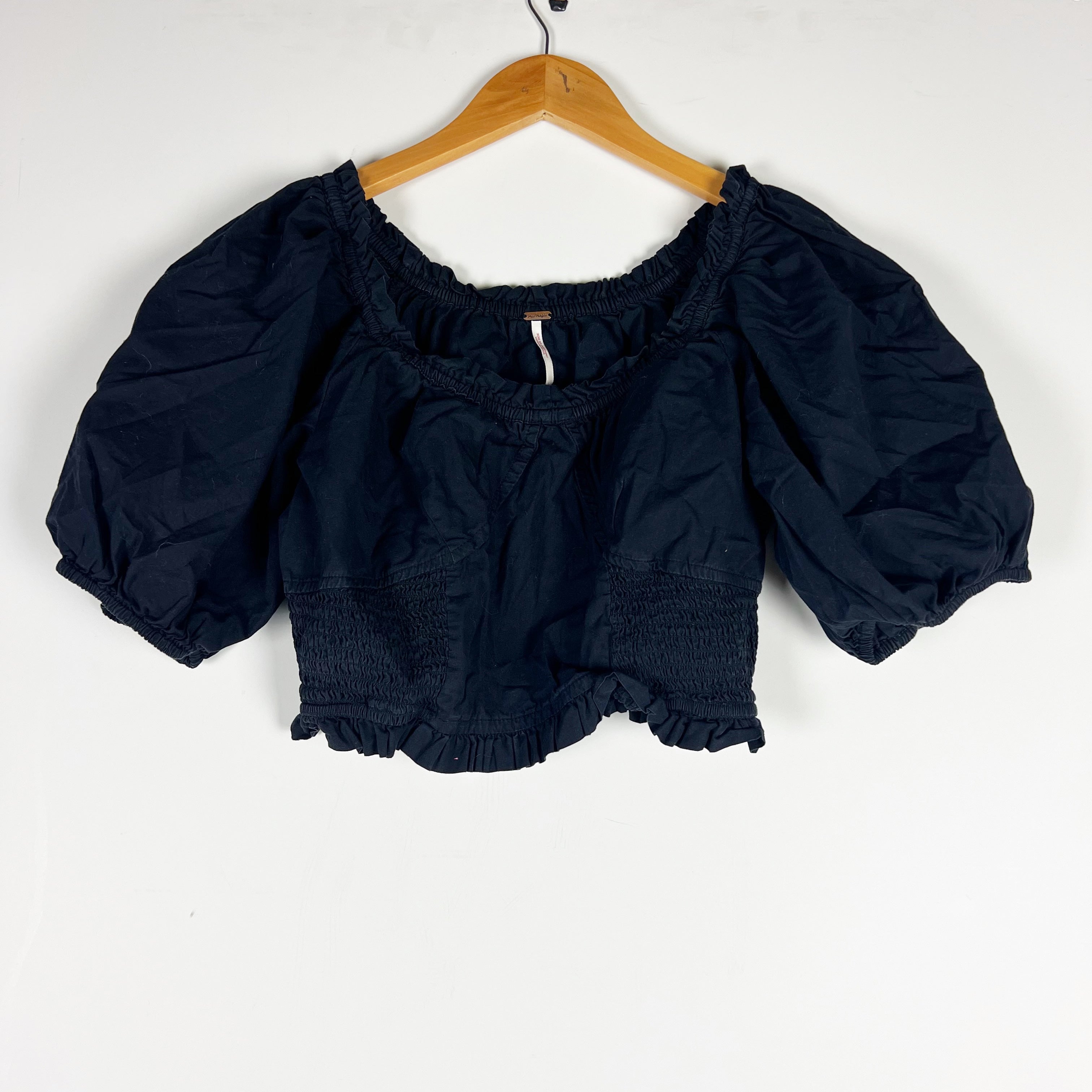 Free People Cotton Poplin Smocked Stretch Bodice Puff Sleeve Crop Top Black LG