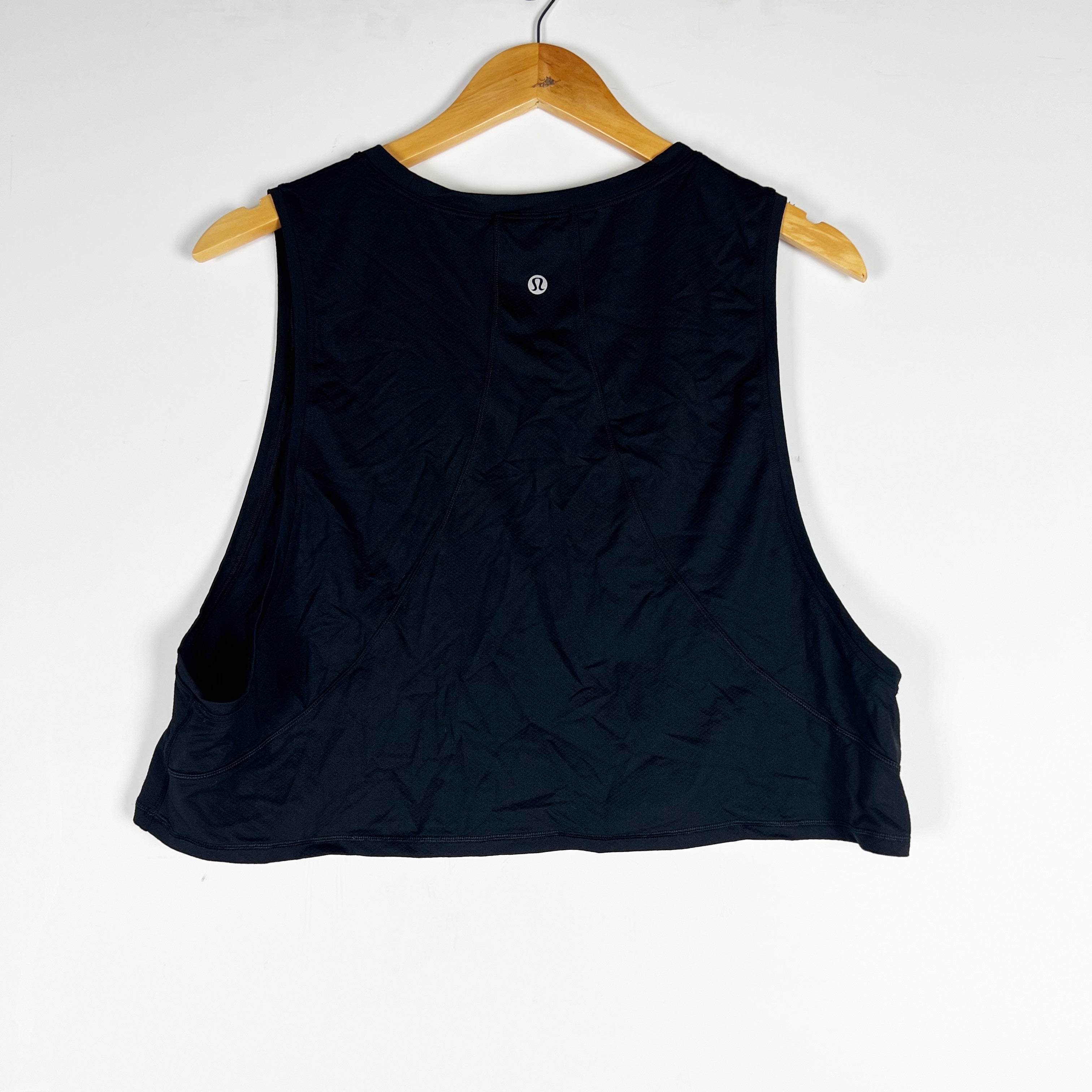 Lululemon Women's Crew Neck Sleeveless Cropped Athletic Work Out Tank Top Black