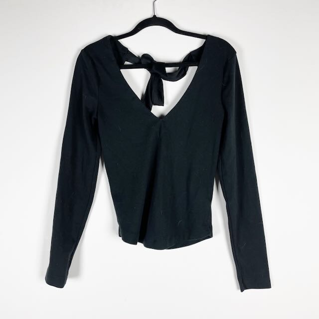 Free People Women's Cotton Blend V Neck Tie Back Long Sleeve Tee Shirt Top Black