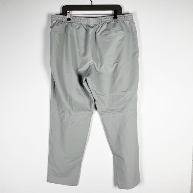 Lululemon Men's Pull On Straight Leg Lightweight Athletic Work Out Pants Gray