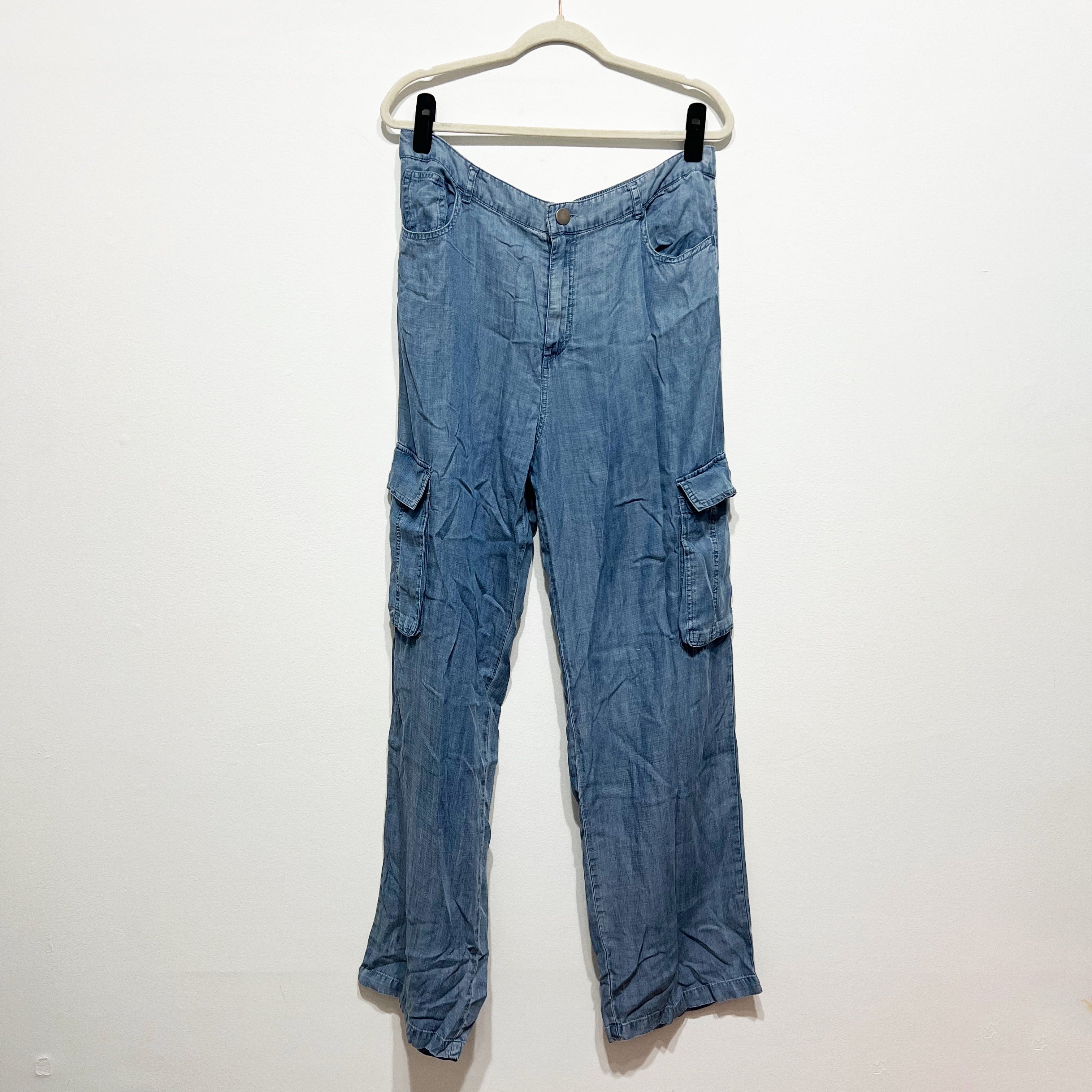 Splendid Aven Indigo Multi Pocket Cargo Lyocell Straight Leg Pant Chambray Blue