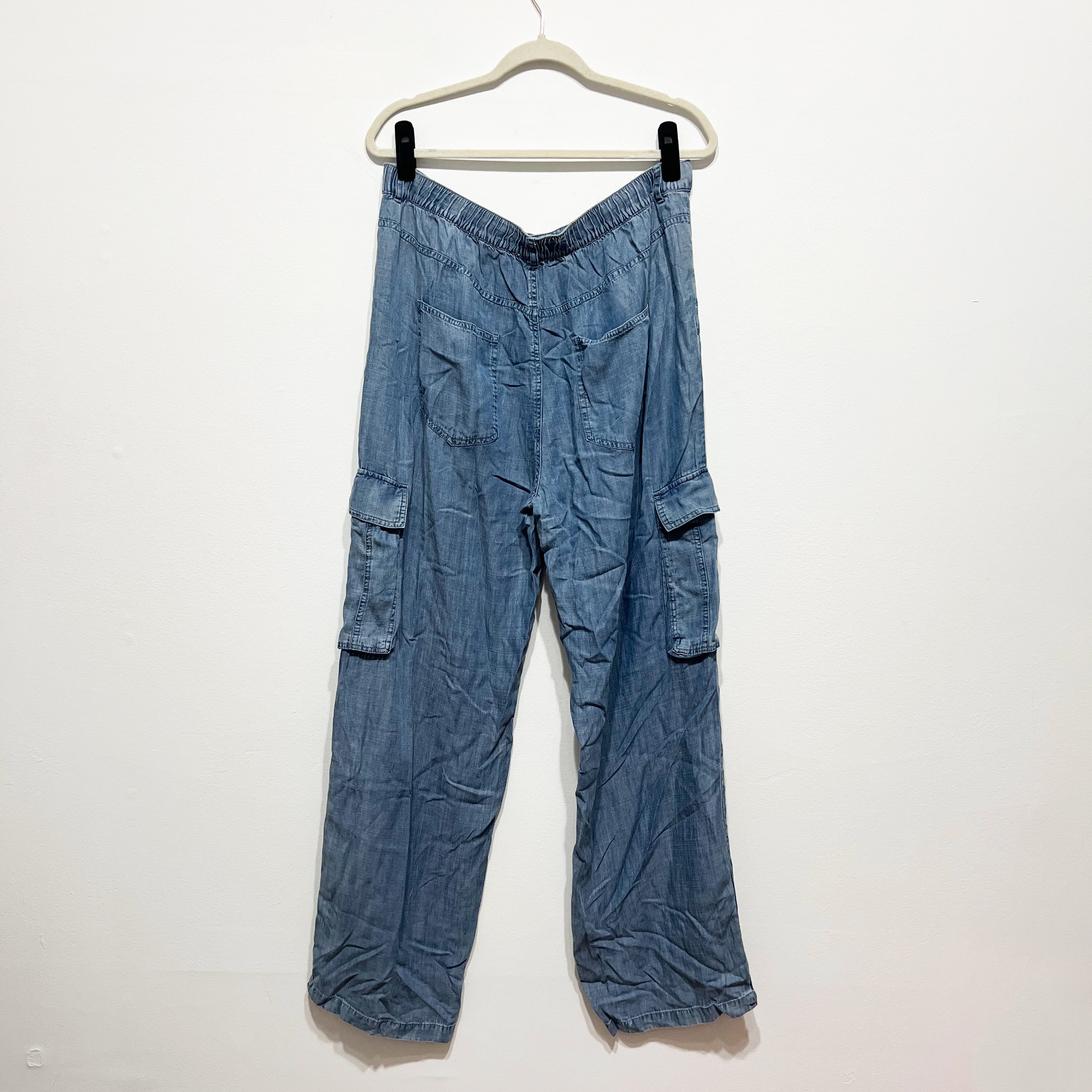 Splendid Aven Indigo Multi Pocket Cargo Lyocell Straight Leg Pant Chambray Blue