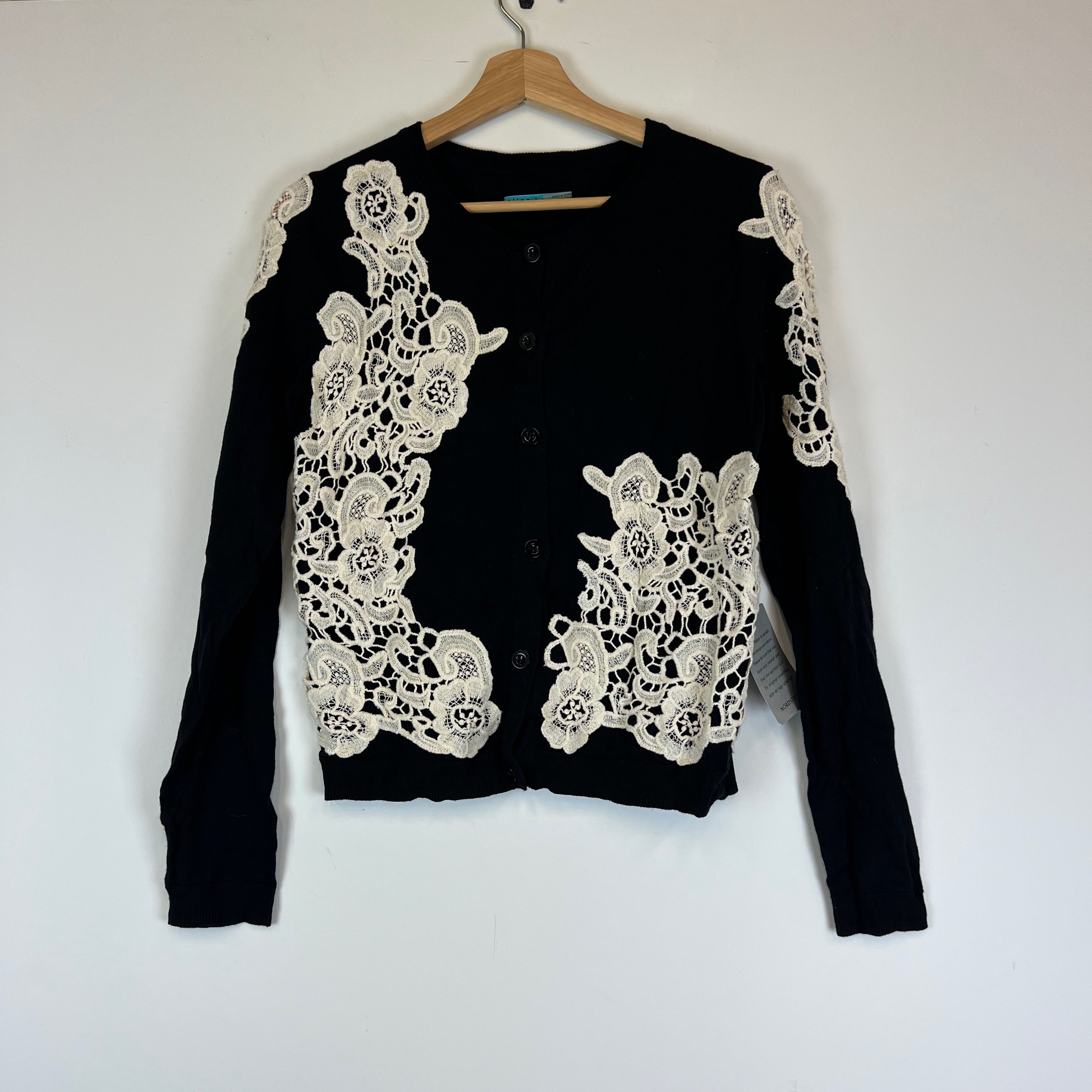 NEW Alice And Olivia Cherrie Lace Patch Applique Cotton Knit Cardigan Sweater M