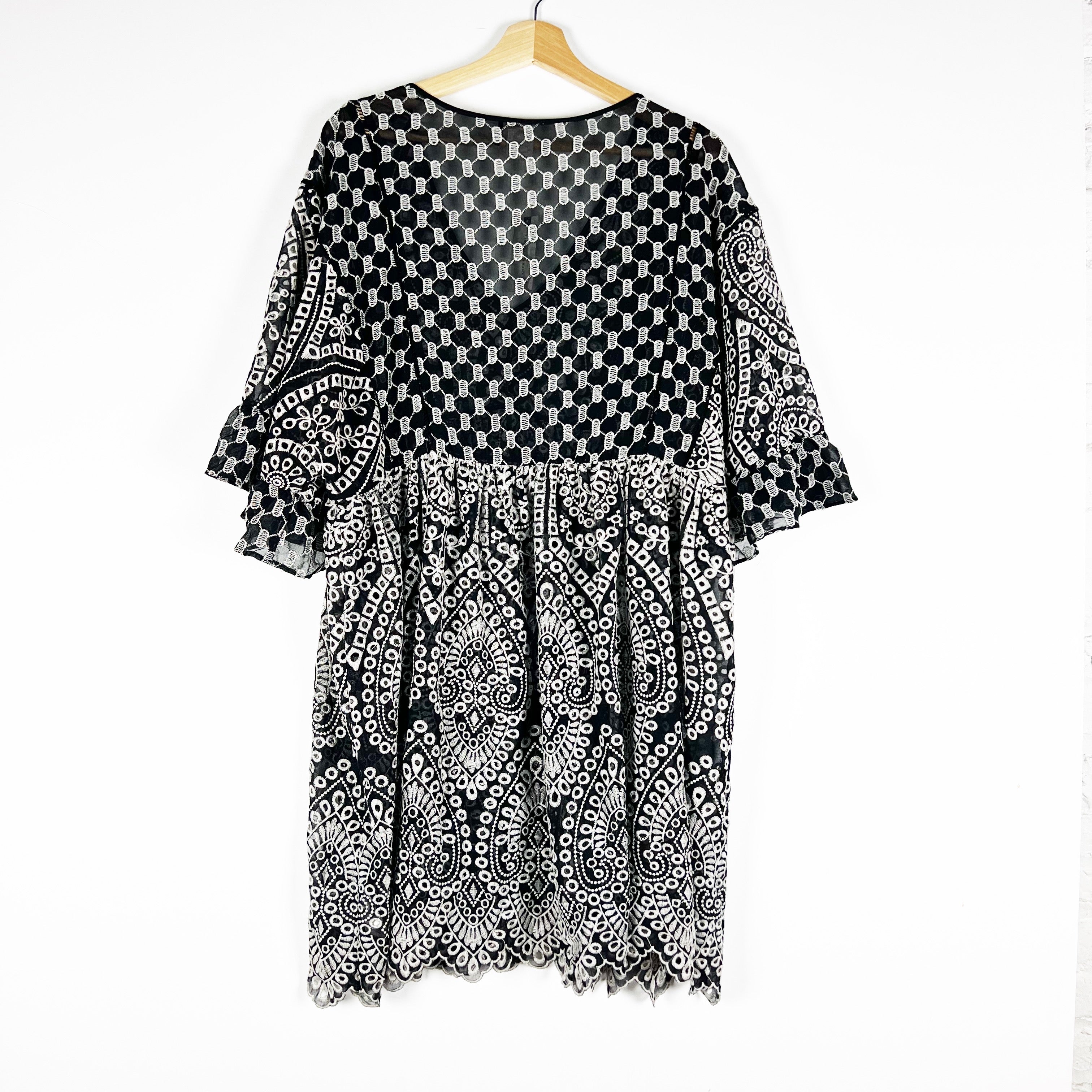 NEW Akemi Kin Anthropologie Brooke Eyelet Embroidered Pullover Tunic Dress Black