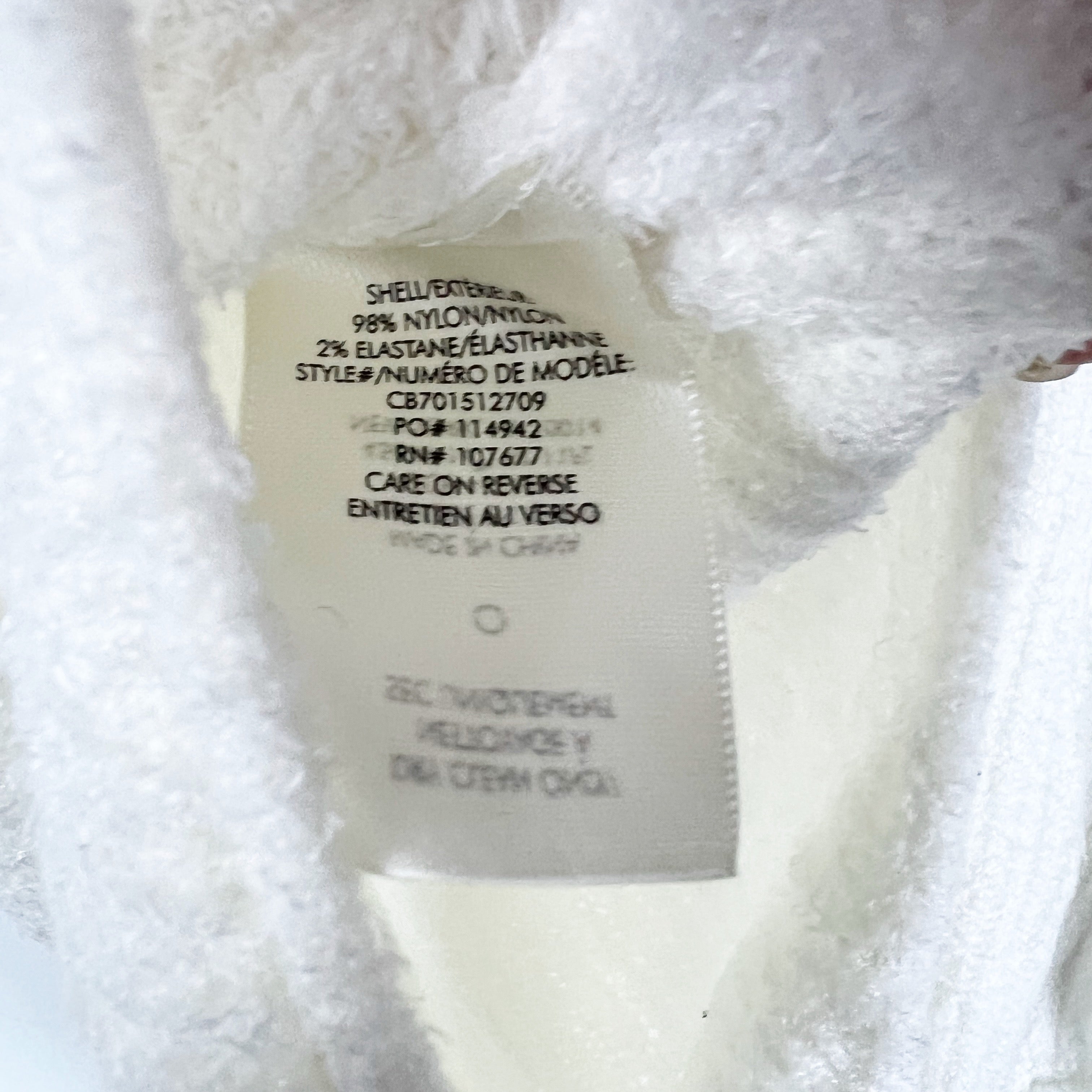 NEW Alice And Olivia Fuzzy Knit Ribbed Crew Neck Round Hem Pullover Sweater M