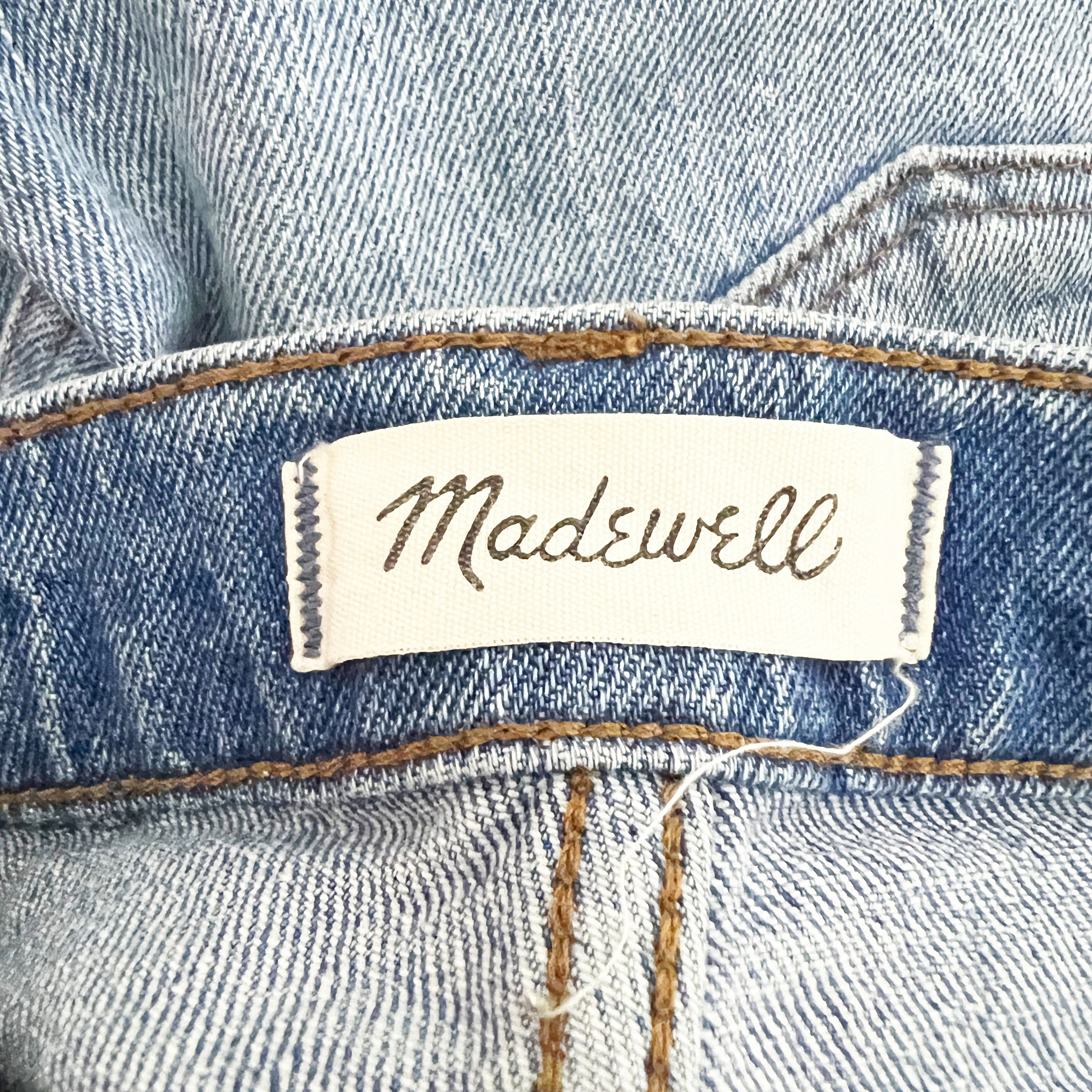 Madewell Women's Classic Straight Cotton Jeans Corrie Wash Step-Hem Edition 24