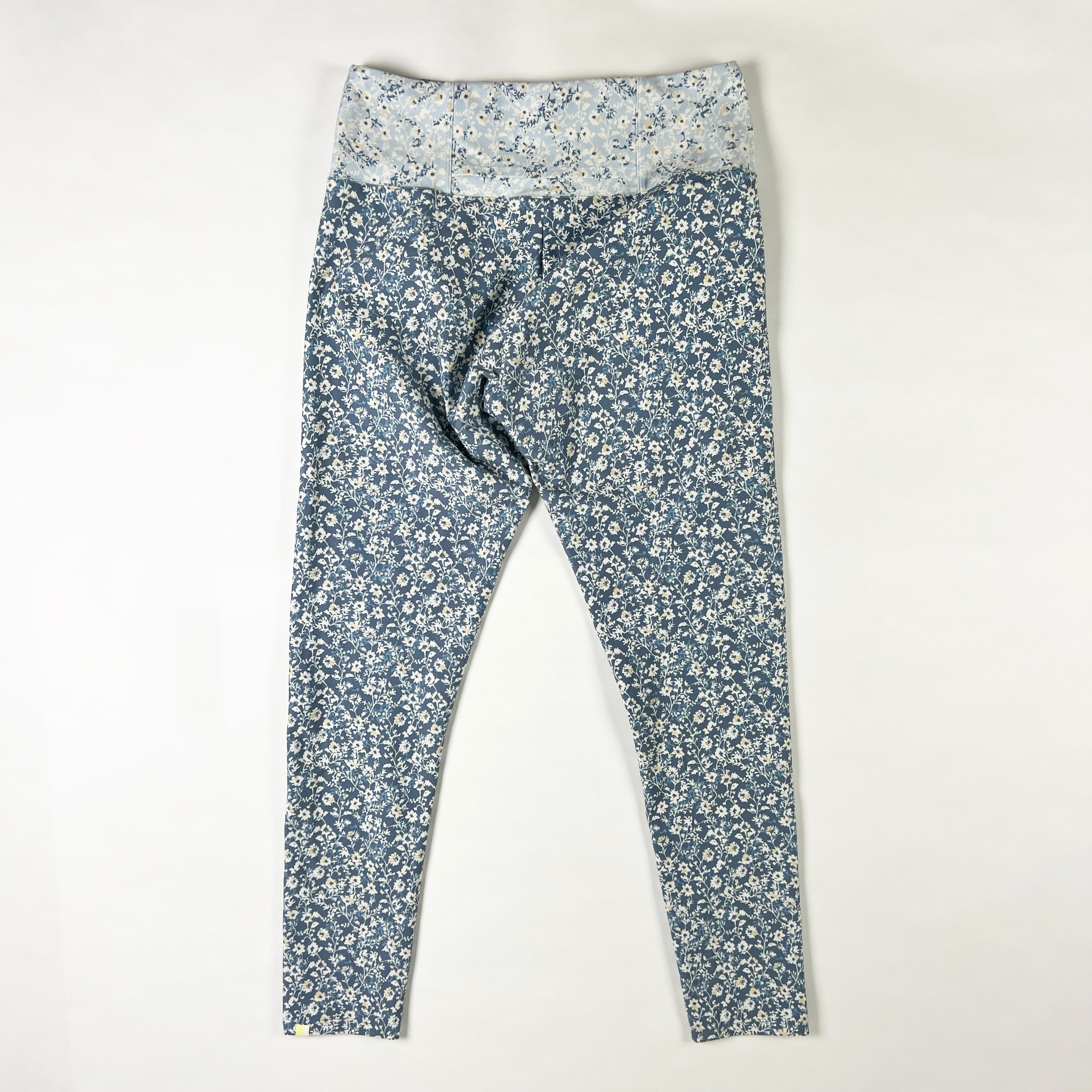 Summersalt The Do-It-All High Rise Crop Leggings Powder Blue In Bloom Print 8