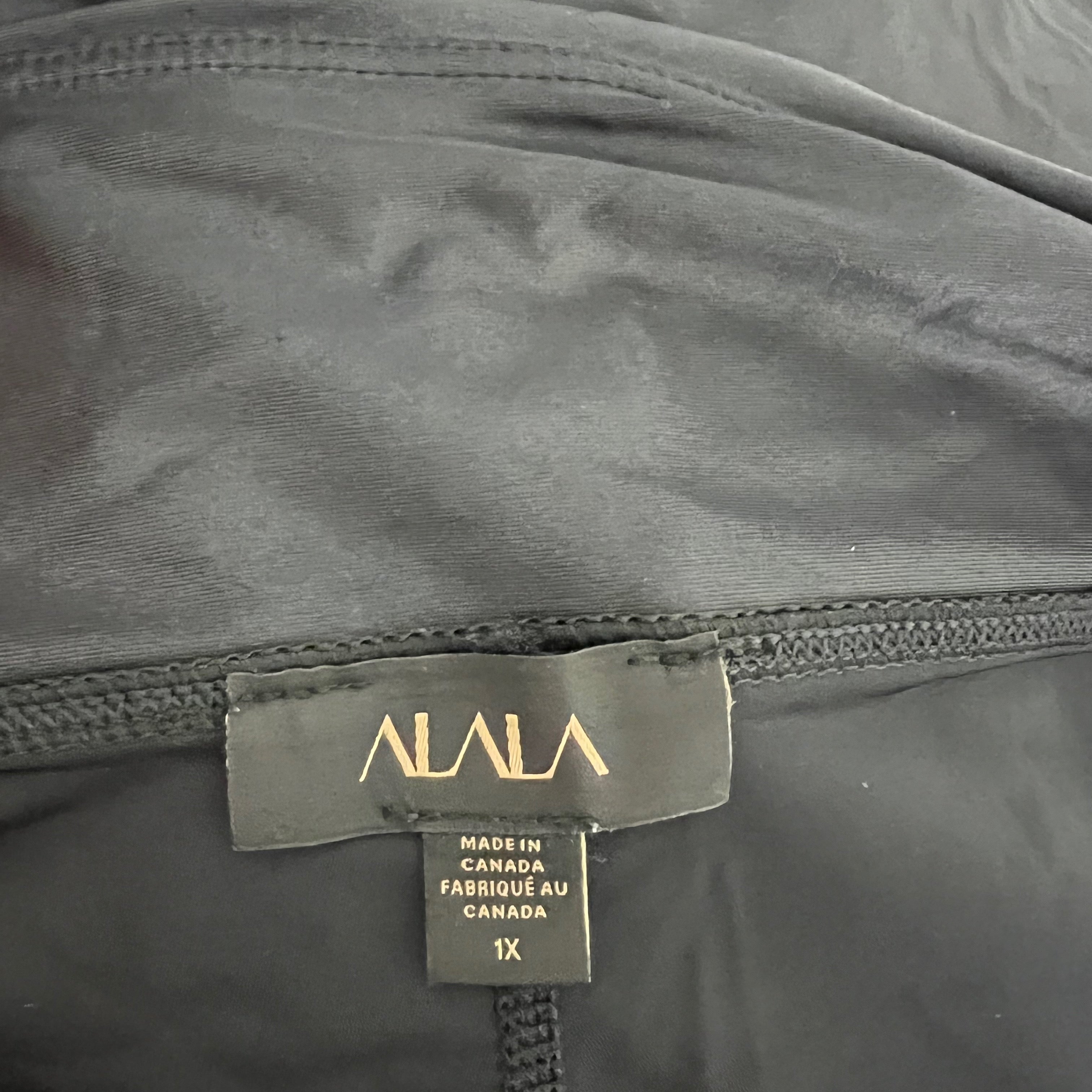 Alala Black Gold Glitter Metallic Sparkle Shine AthletIc Work Out Crop Leggings 1X