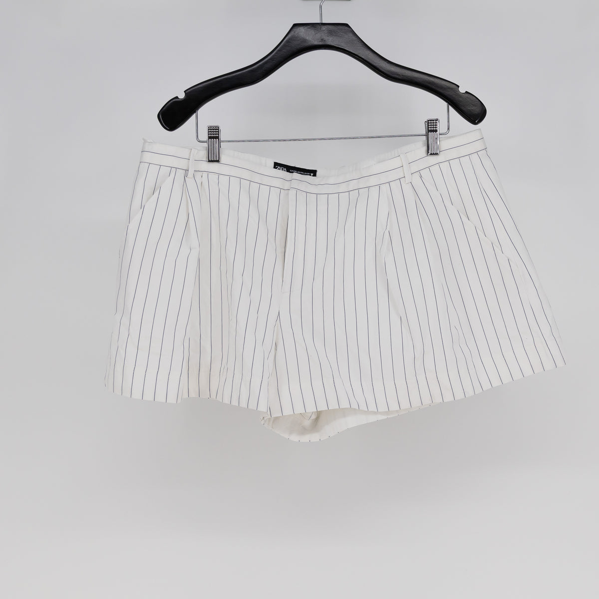 NEW Zara Women's Cotton Pleated Tuck Mini Pin Stripe Print Shorts XXL
