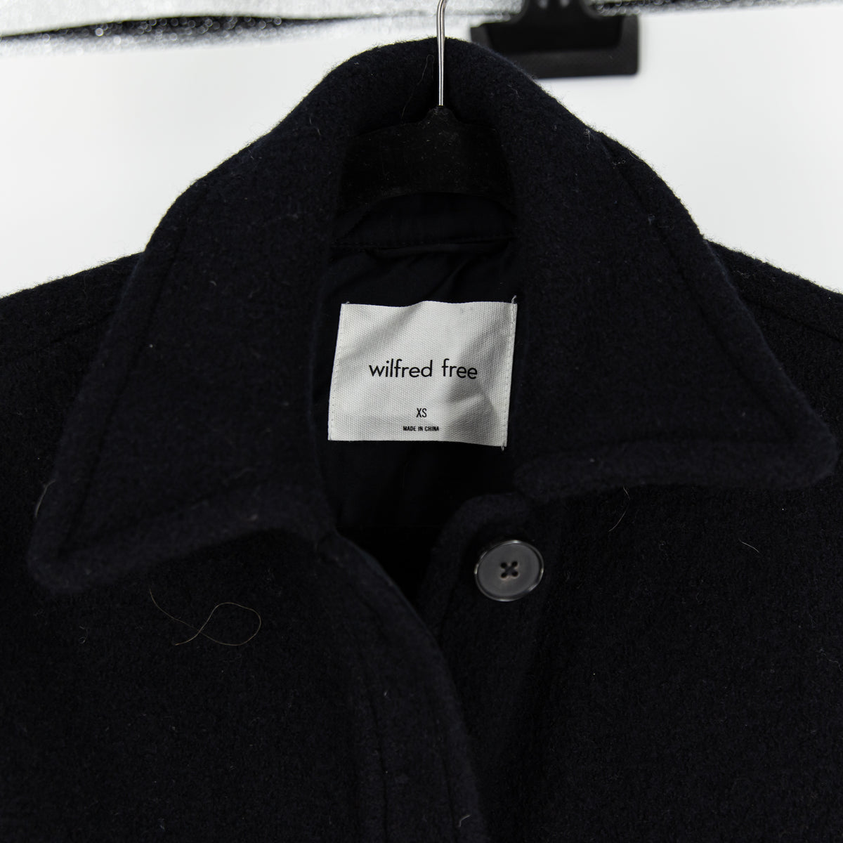 Wilfred Free Aritzia The Ganna Merino Wool Felt Button Front Shirt Jacket Black