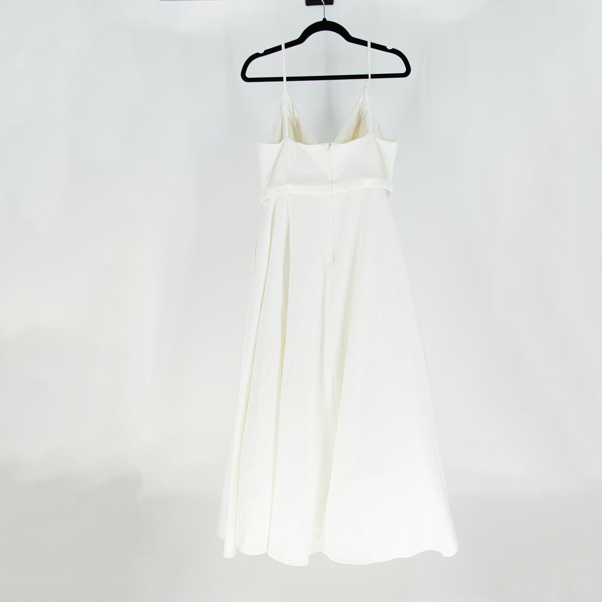 Mac Duggal White Classic ALine V Neck Ball Gown Dress Bridal Bride Wedding 48855