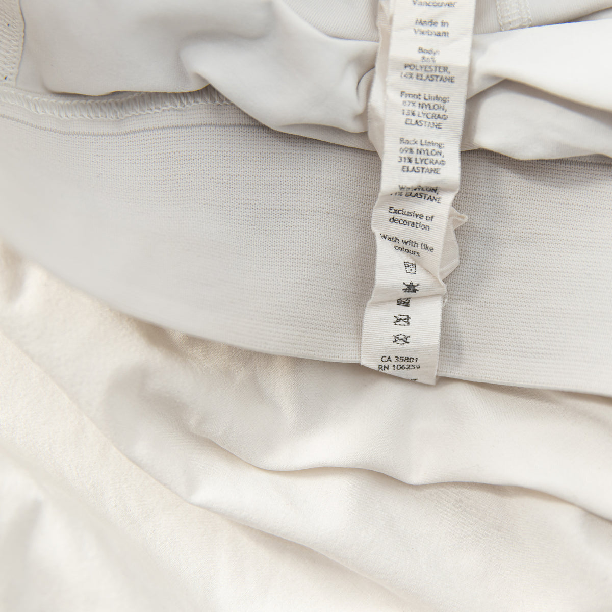 Lululemon Women's Court Rival Athletic High Rise Twirl Athletic Mini Skirt White