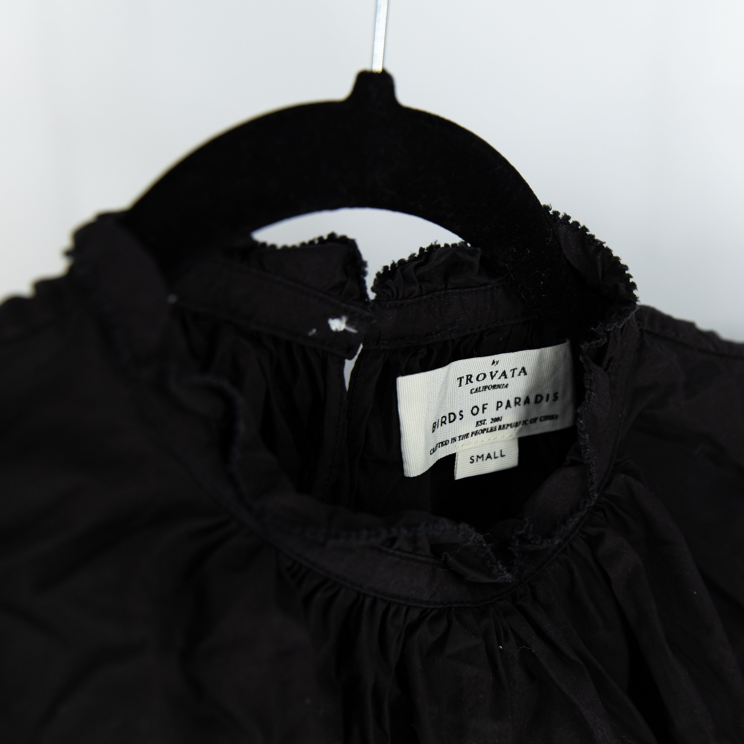 Trovata Birds Of Paradis Carla Highneck Ruffle Short Sleeve Cotton Blouse Black
