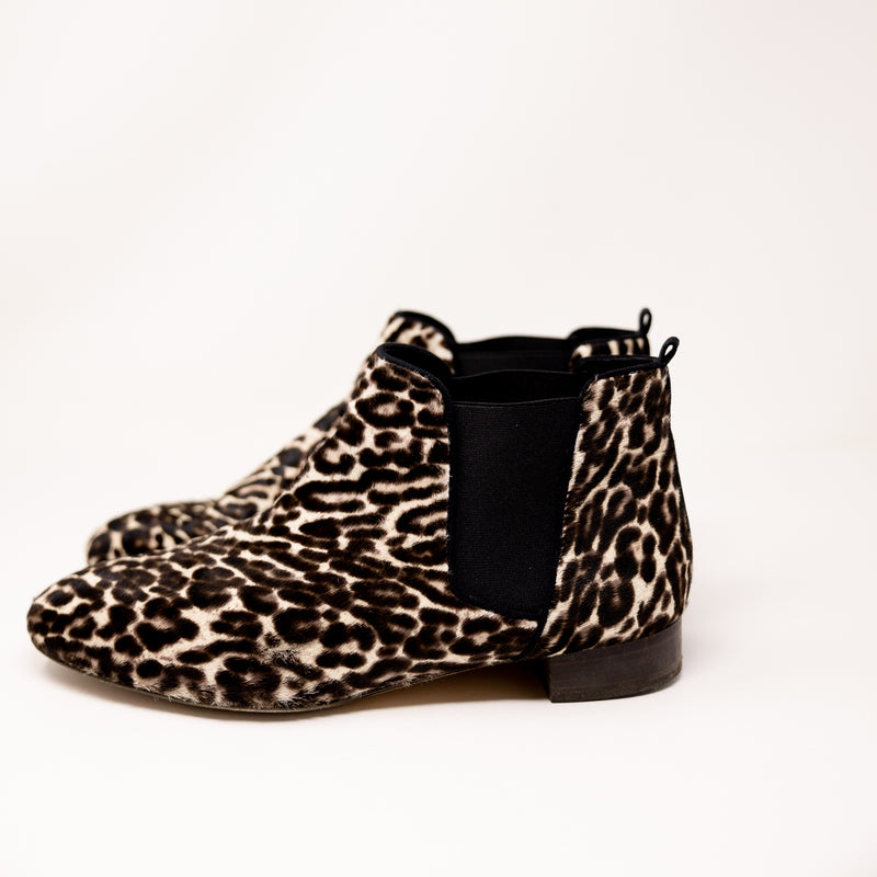 J. Crew Low Calf Hair Ankle Pull On Flat Booties Shoes Cheetah Leopard 9.5