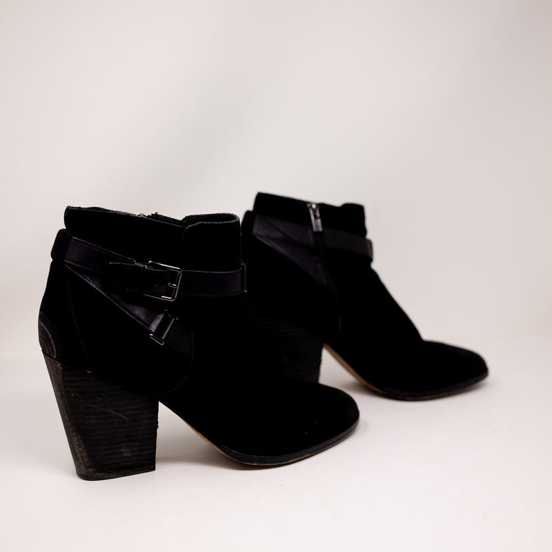 Cole Haan Minna Genuine Suede Leather Double Buckle Block Heel Ankle Booties 11B