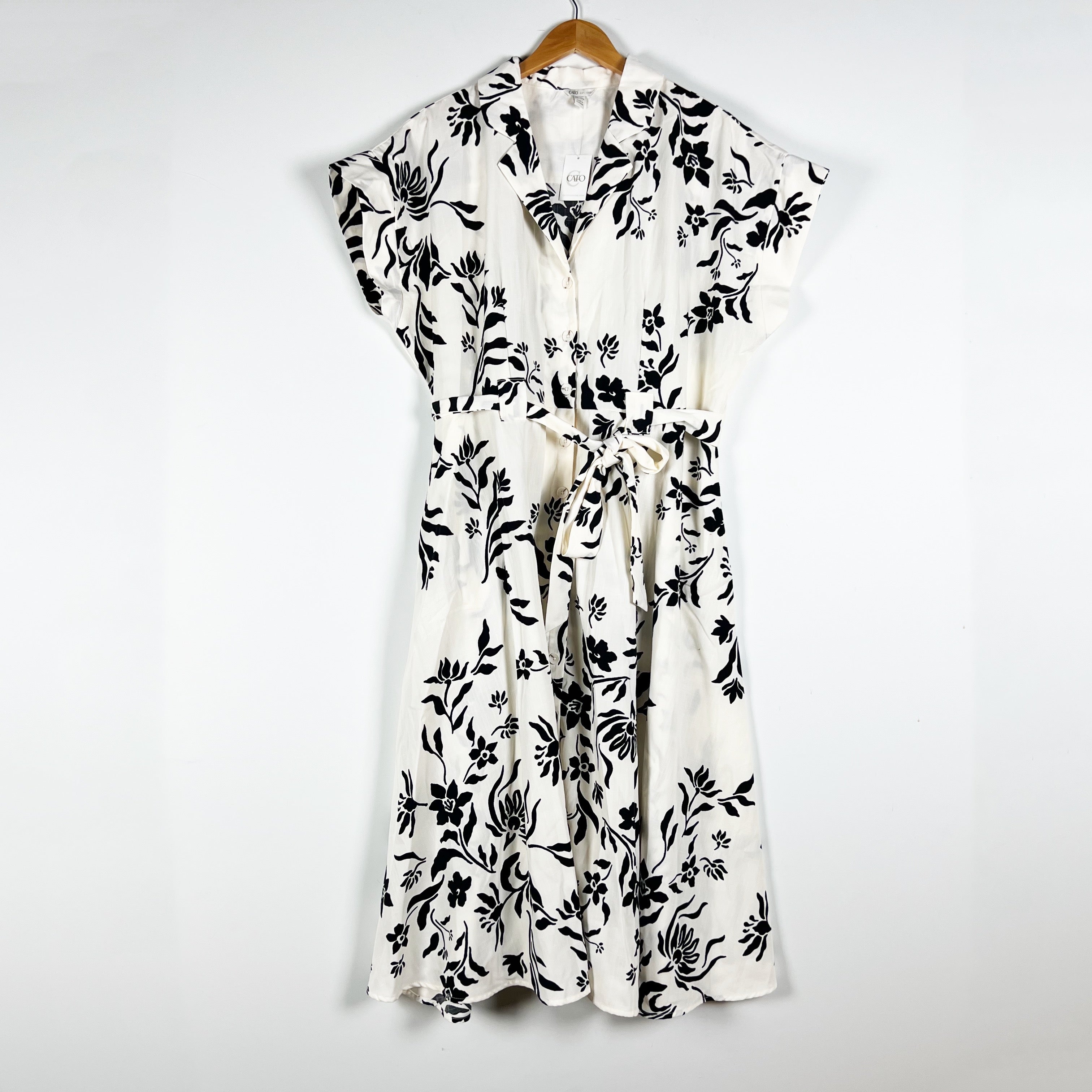 NEW Cato Fashions Black White Floral Print Pattern Button Front Shirt Dress