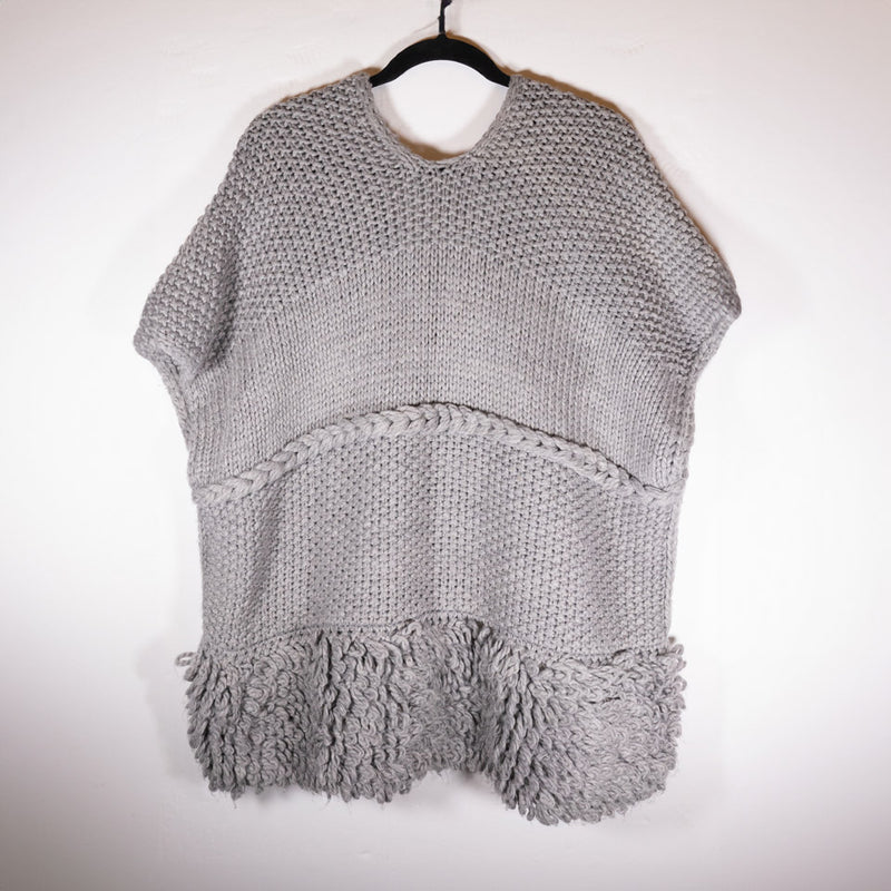 Rebeca Minkoff Chunky Braided Knit Stretch Frilly Pullover V Neck Sweater Gray