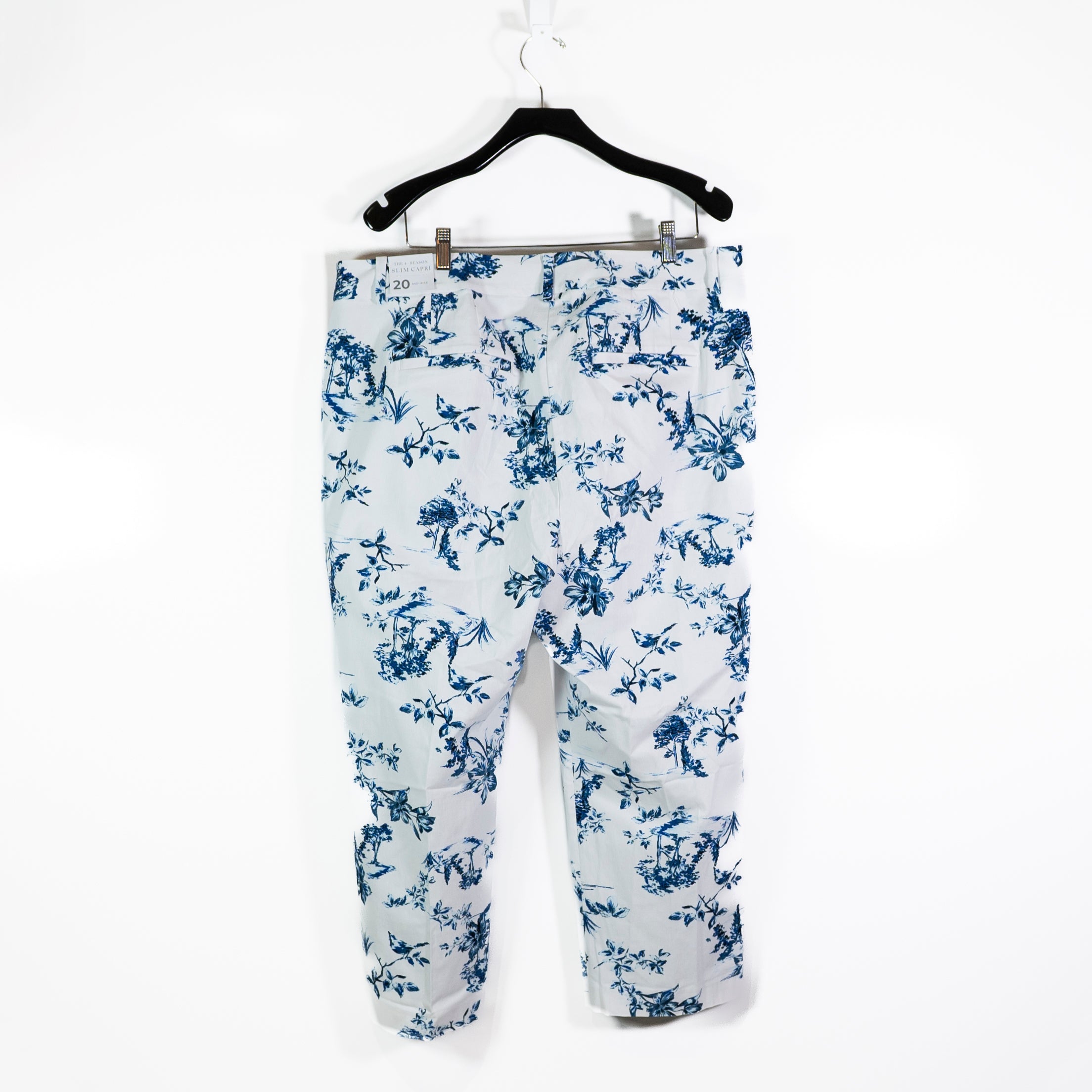 NEW Lane Bryant Signature Fit Slim Capri 4 Season Stretch Pant Blue Floral 20