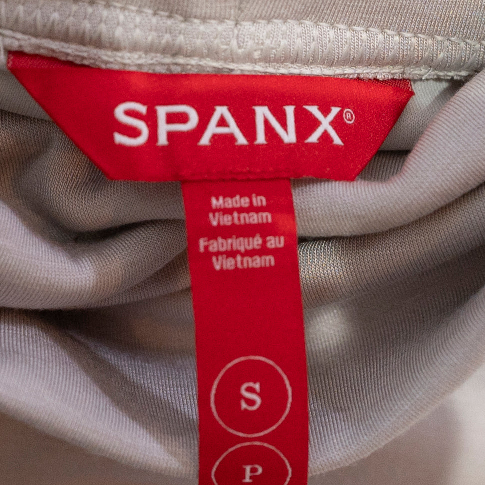 Spanx Women's AirEssentials Long Sleeve Lightweight Turtleneck Sweater Neutral S