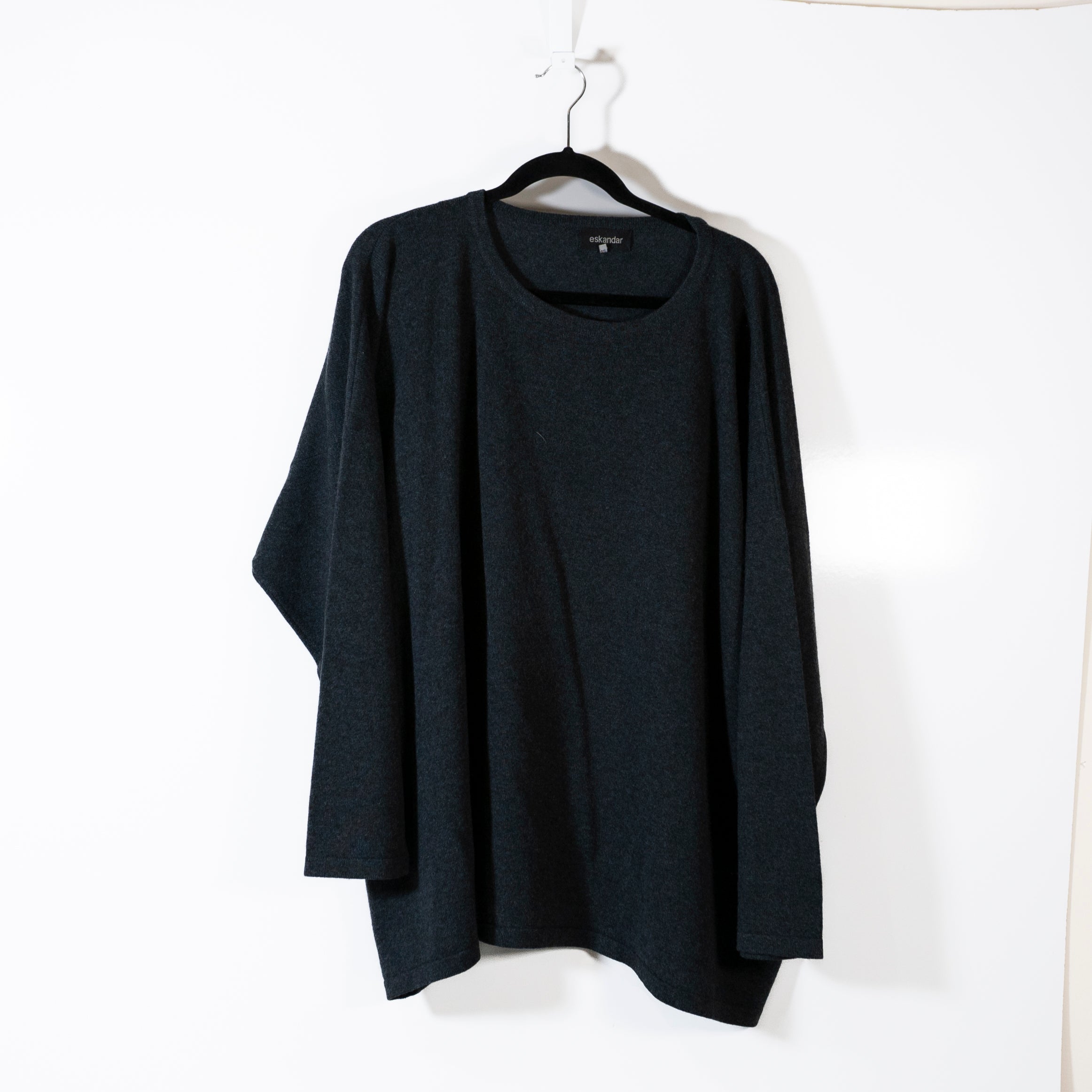 Eskandar Women's 100% Cashmere Knit Crew Neck Long Sleeve Pullover Sweater Gray