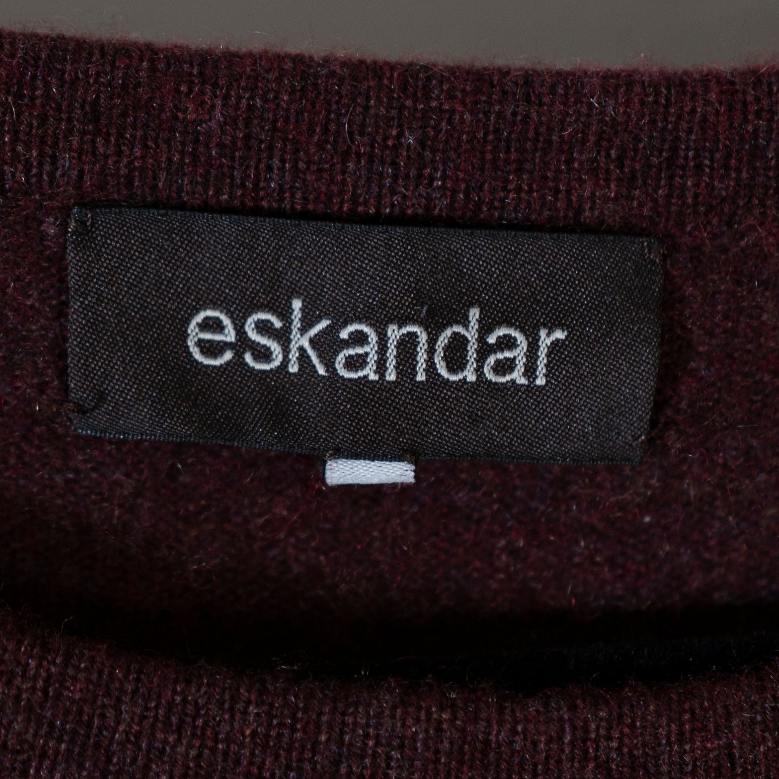 Eskandar 100% Cashmere Knit Crew Neck Long Sleeve Pullover Sweater Purple