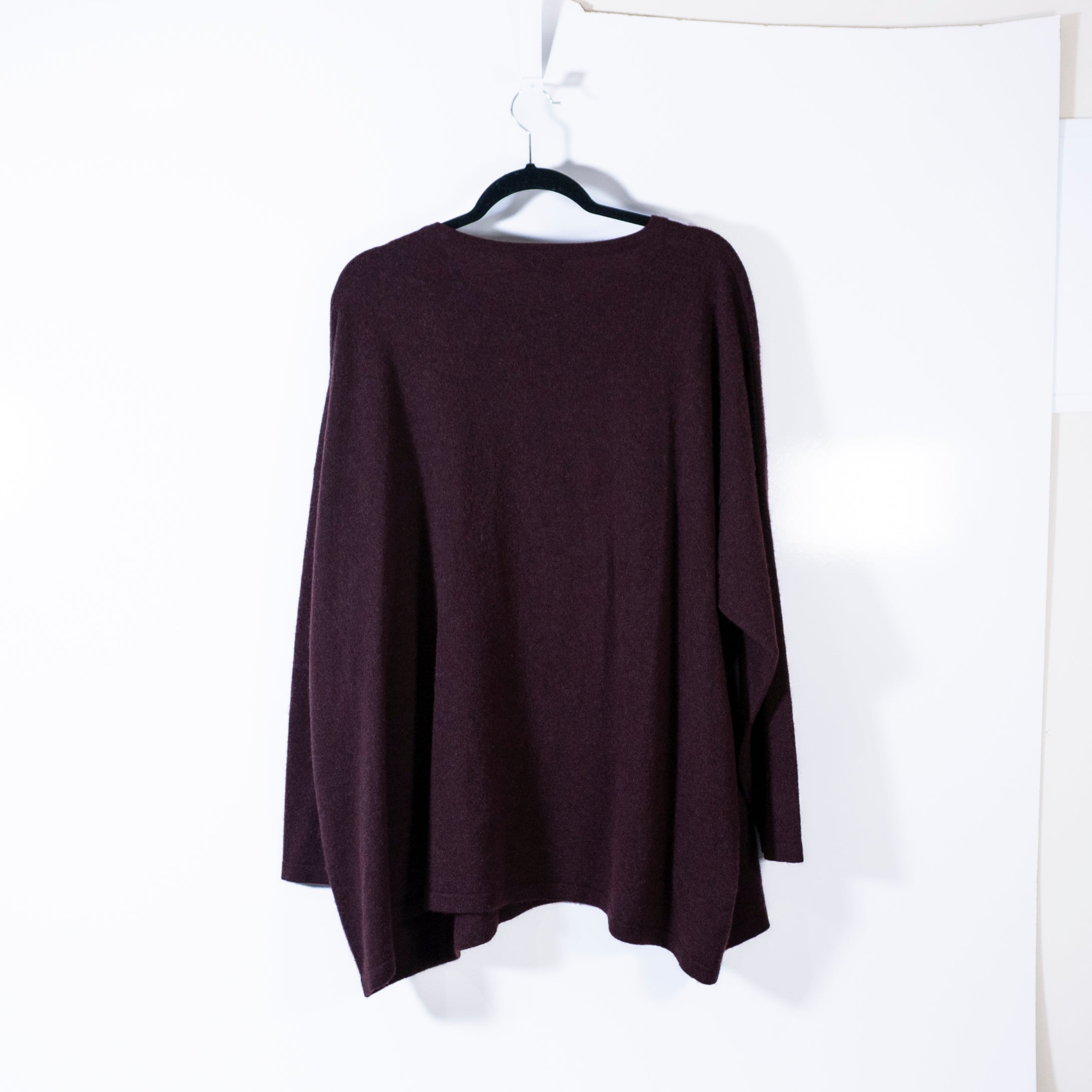 Eskandar 100% Cashmere Knit Crew Neck Long Sleeve Pullover Sweater Purple