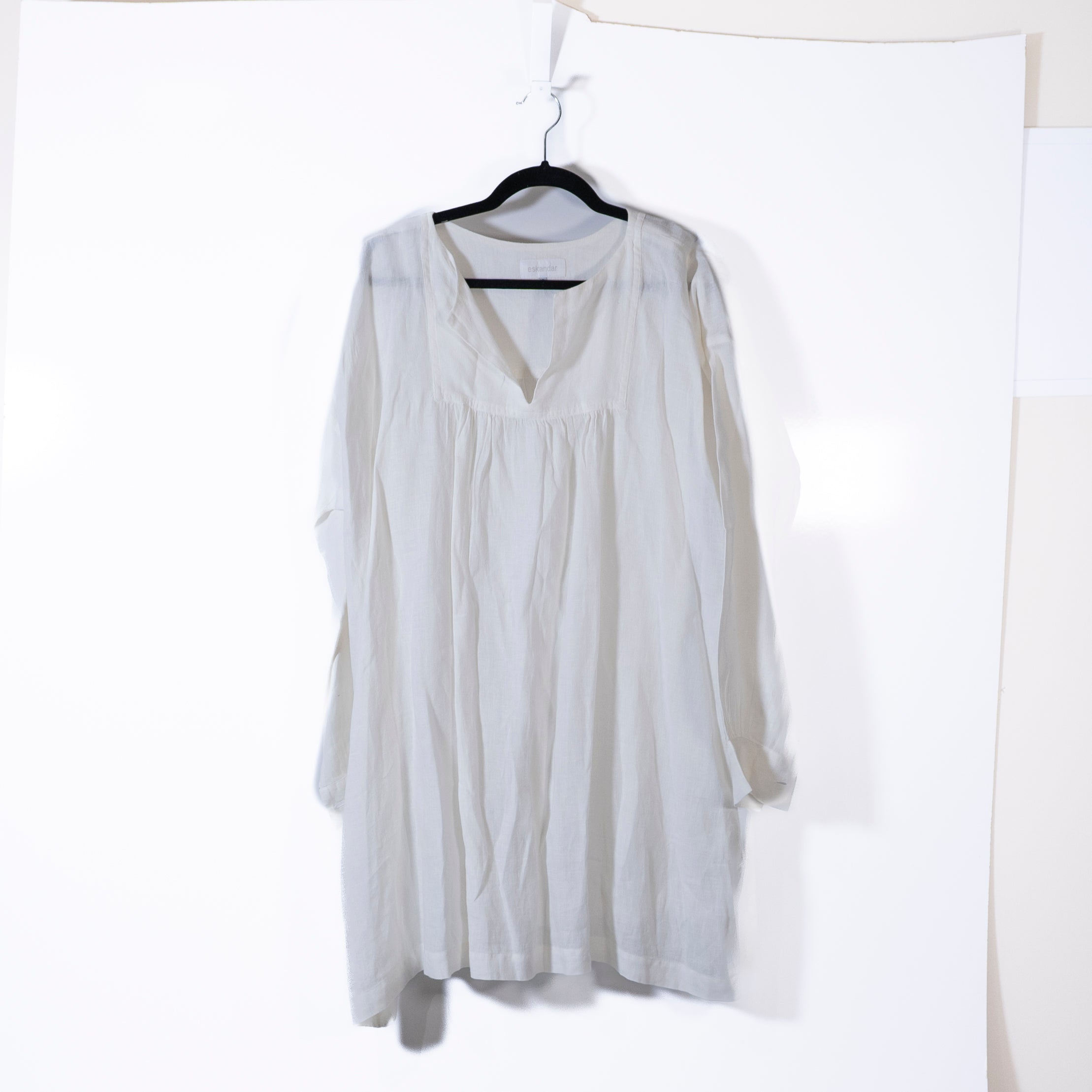 Eskandar Women's 100% Linen Lightweight Woven V Neck Long Sleeve Blouse Tunic&nbsp;